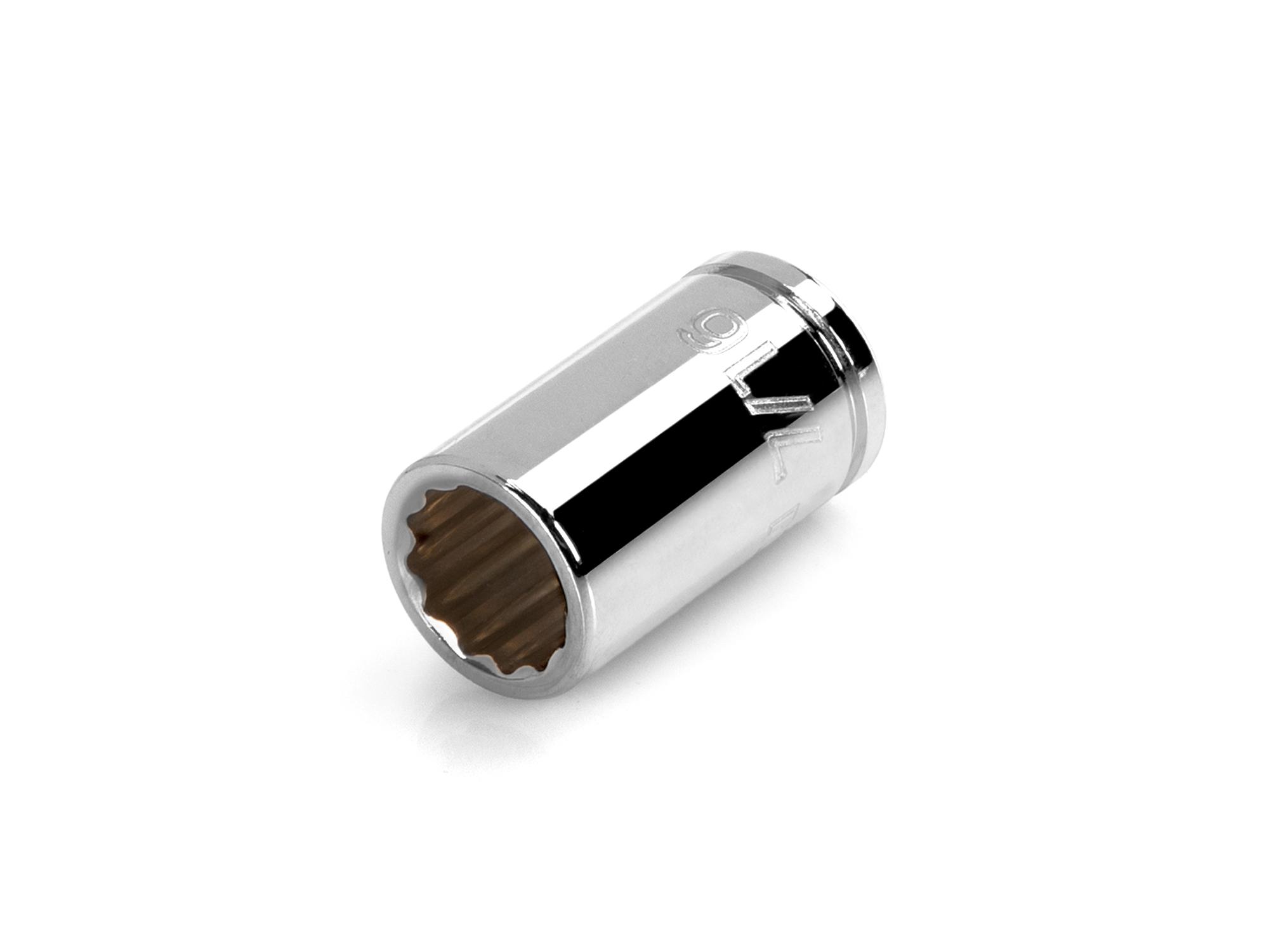 Front-right angle view of Tekton hand drive 12-point socket. Item #SHD12211