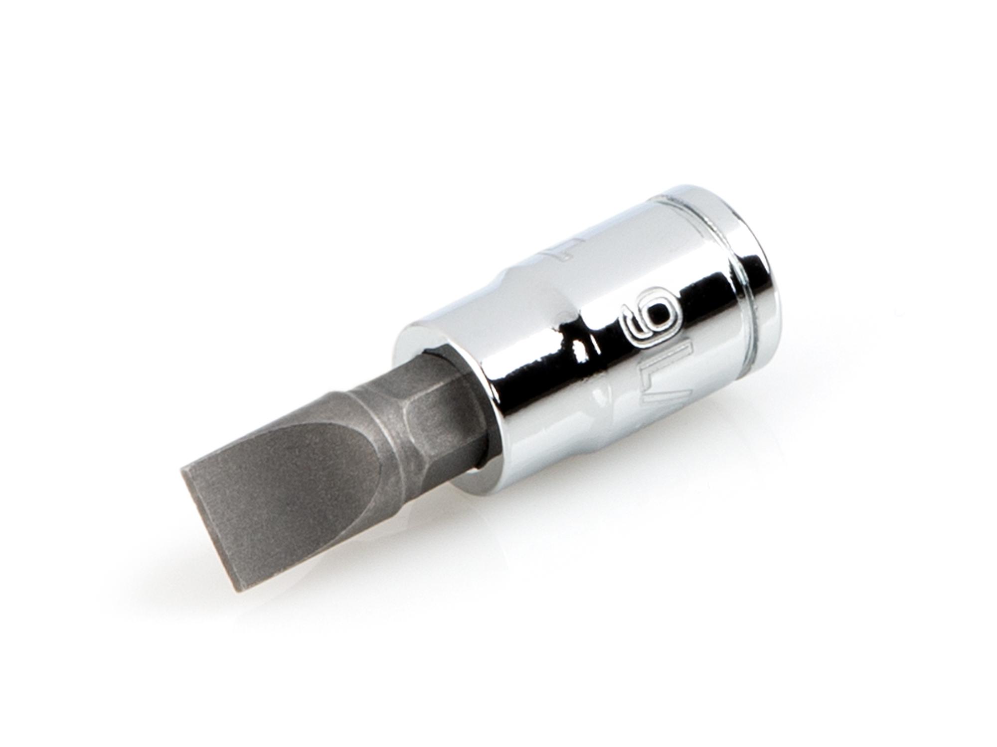 Front-right angle view of Tekton hand drive bit socket. Item #SHB00203