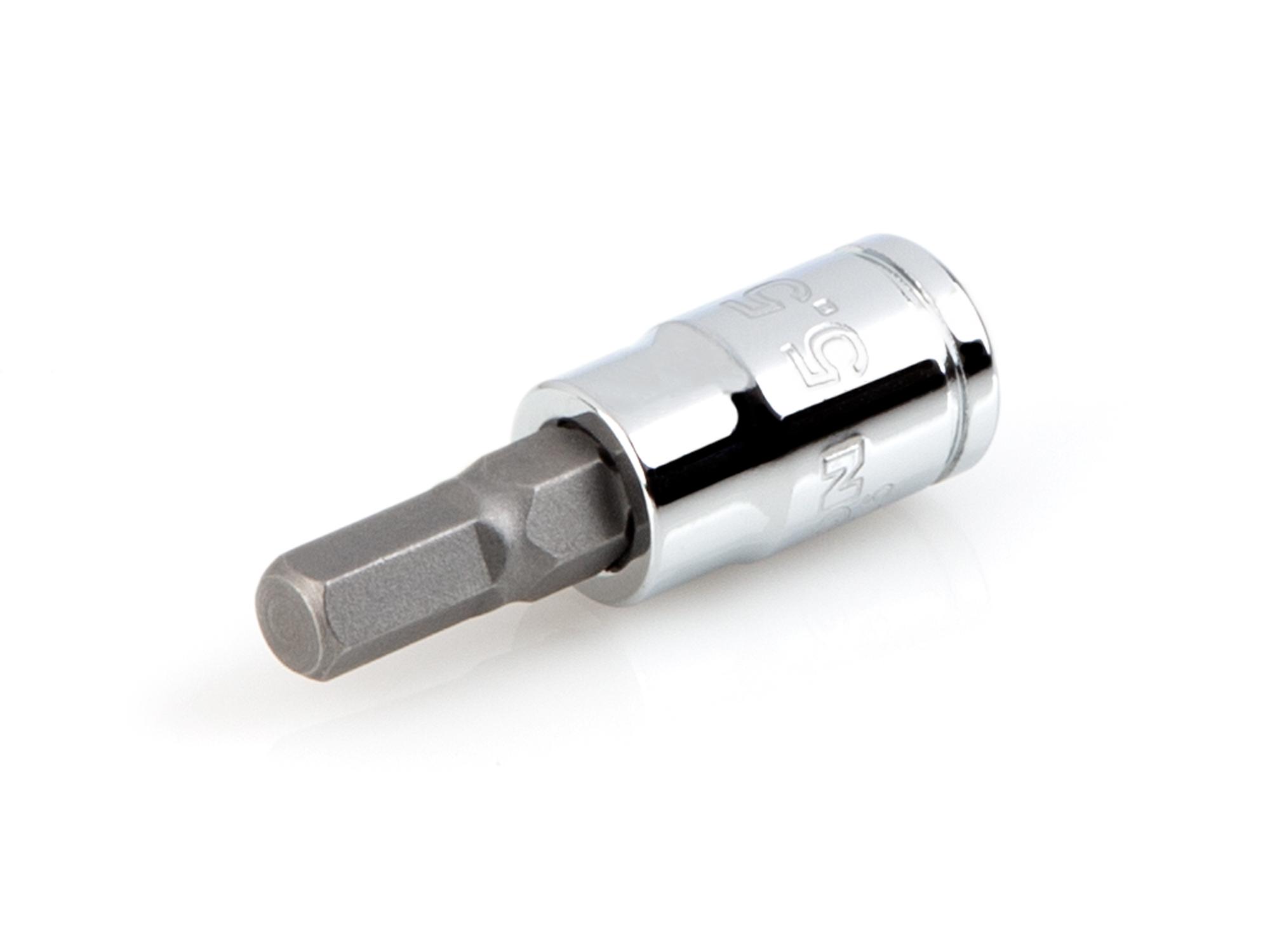 Front-right angle view of Tekton hand drive bit socket. Item #SHB03205