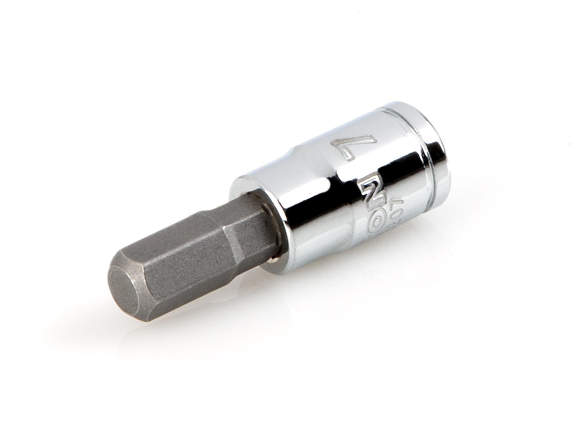 Front-right angle view of Tekton hand drive bit socket. Item #SHB03207