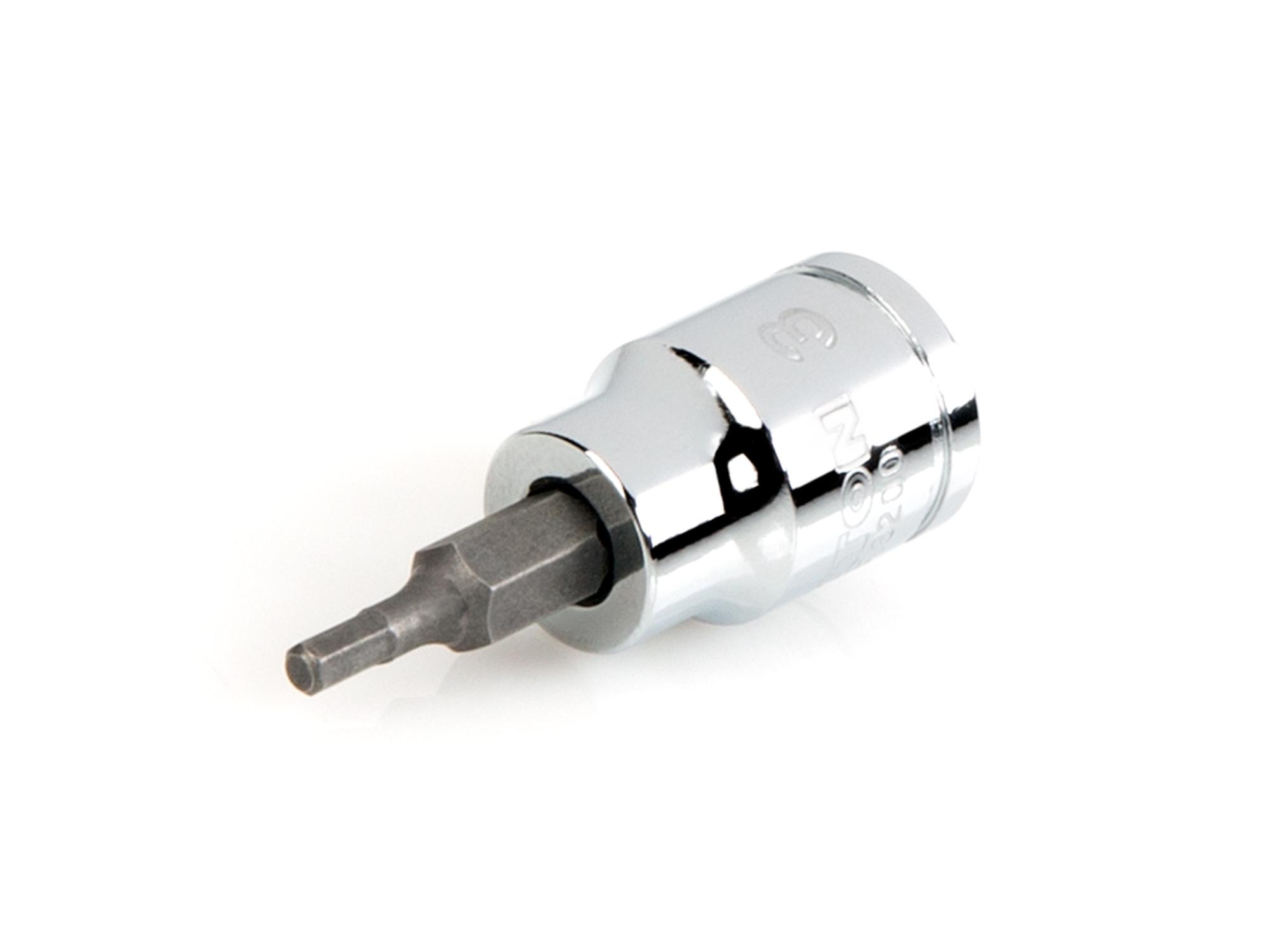 Front-right angle view of Tekton hand drive bit socket. Item #SHB13200