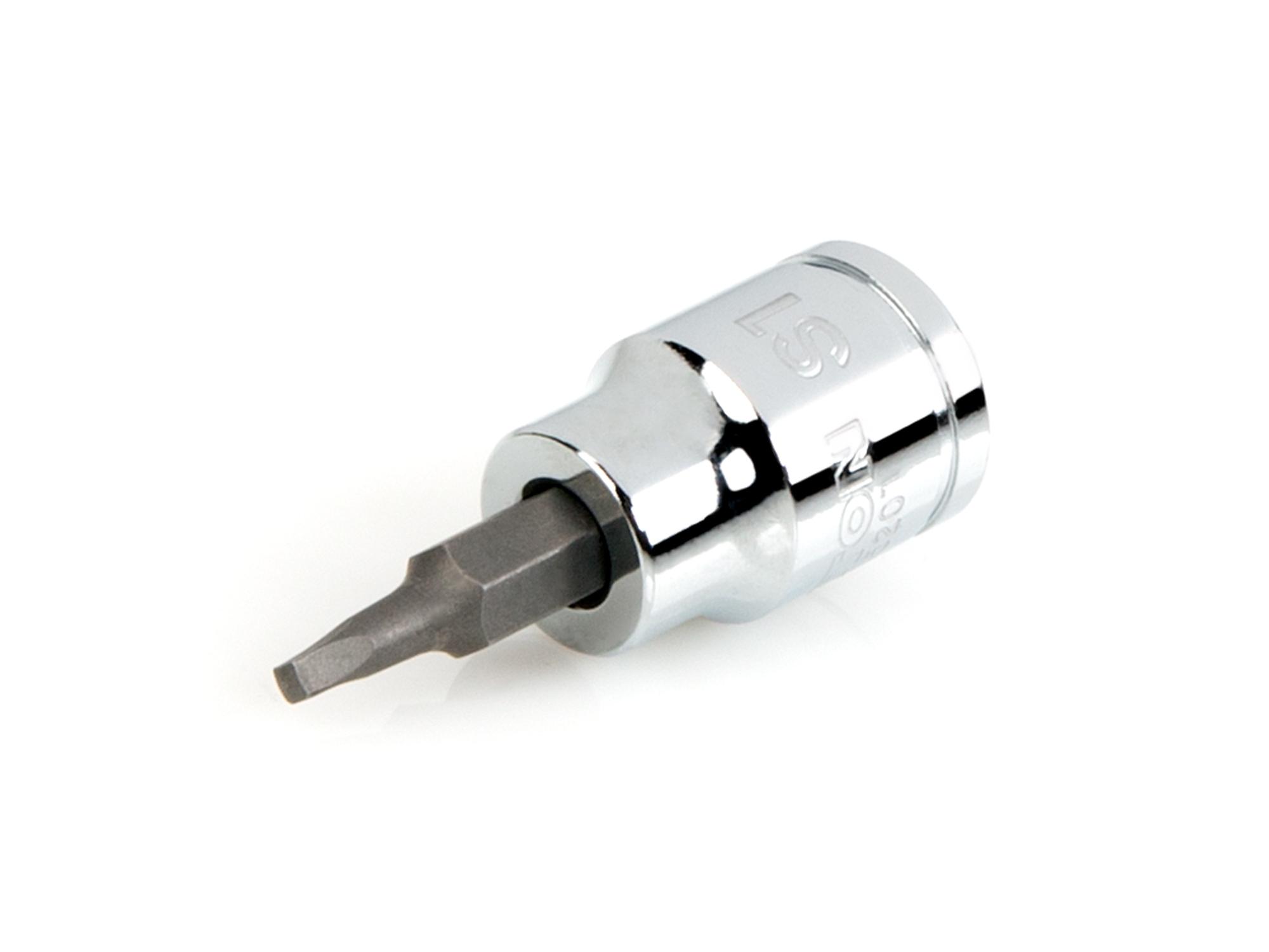 Front-right angle view of Tekton hand drive bit socket. Item #SHB15201