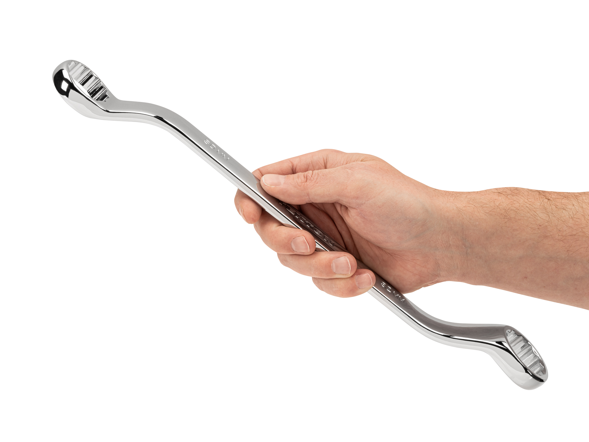 Size: 30 x 32 mm (metric) 45-degree offset double box end wrench with 12-point box ends. Reach around obstructions to access fasteners in tight spots. WBE24330.