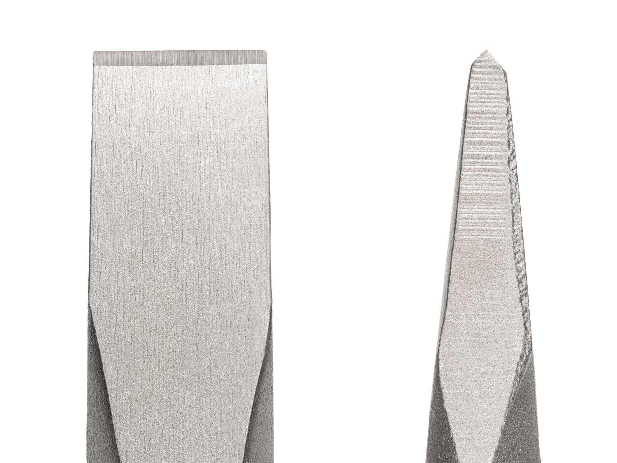 Closeup view of Tekton cold chisel. Item #66009