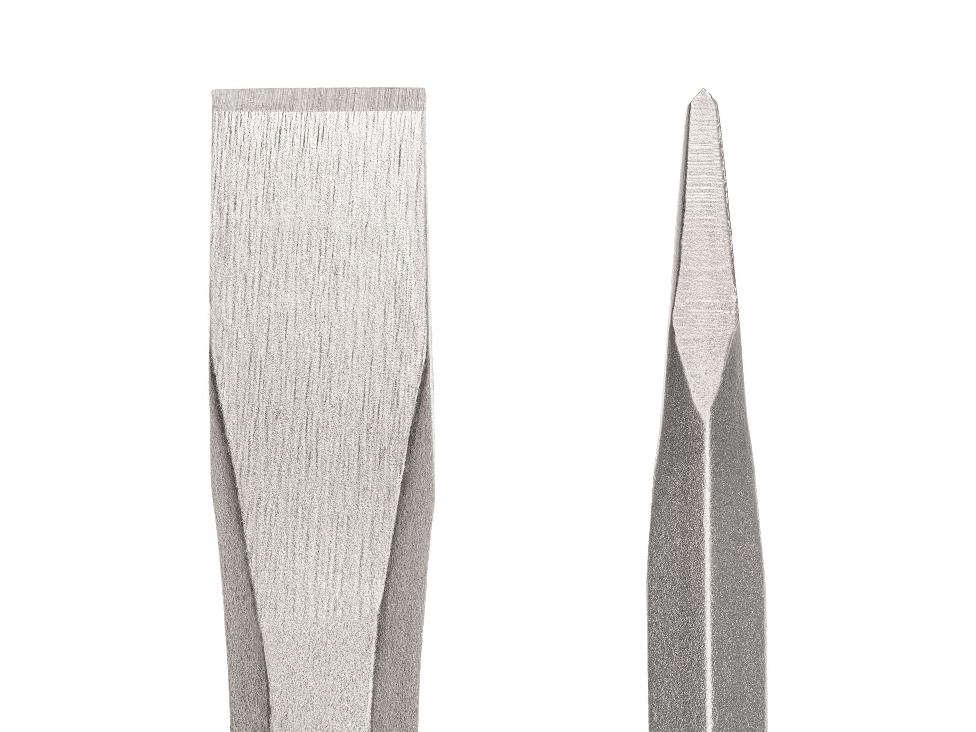 Closeup view of Tekton cold chisel. Item #66207