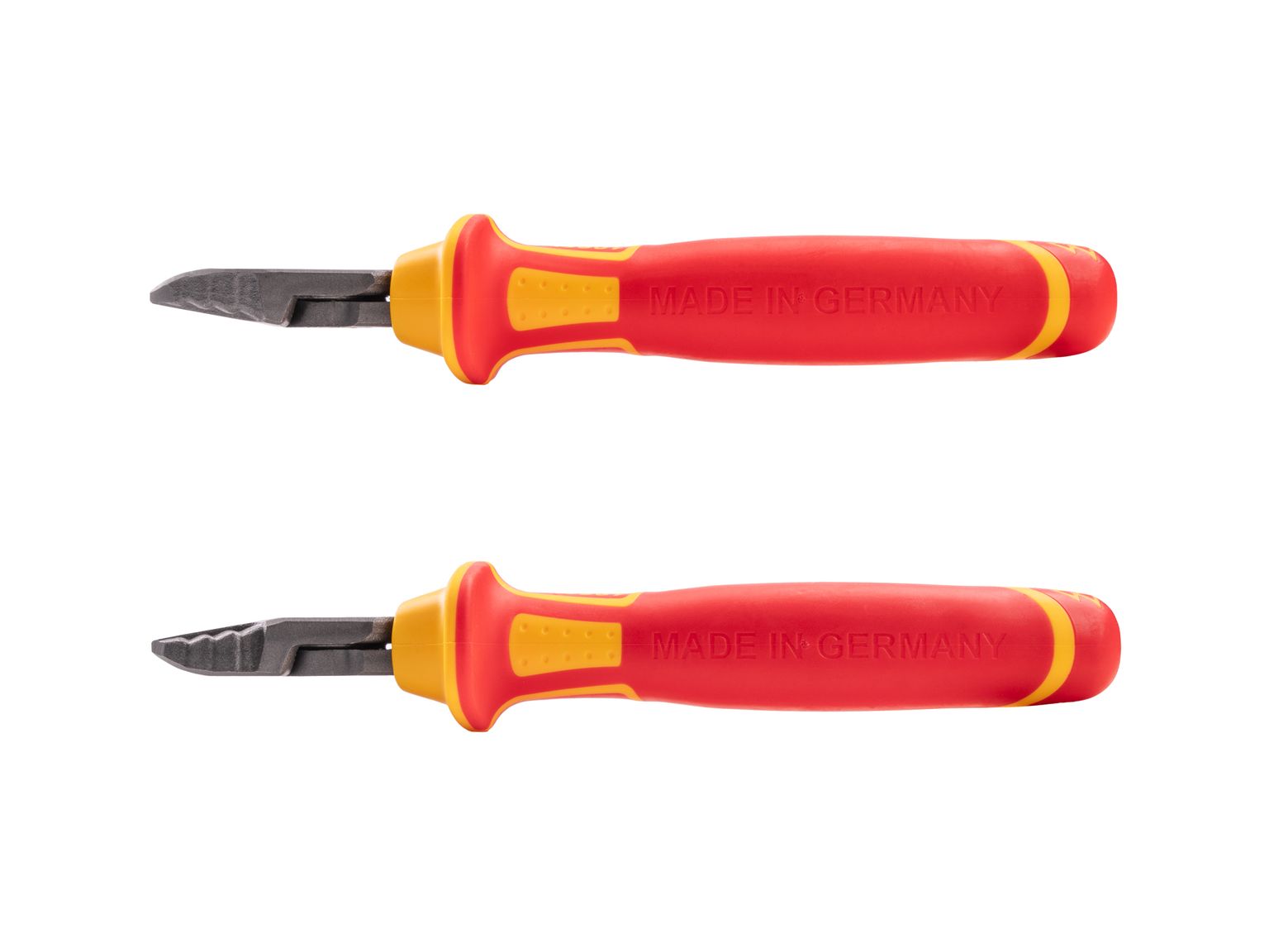 Side view of Tekton 7inch cutting pliers set. Item #PVC00007