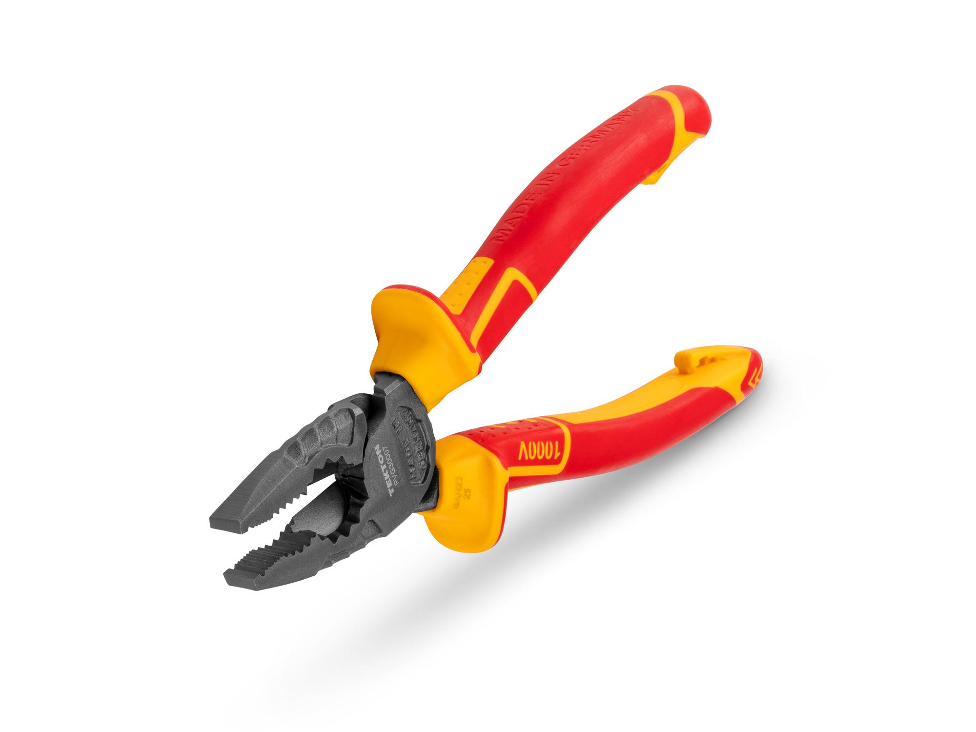 Front-right angle view of Tekton 7 inch cutting pliers. Item #PVG30007