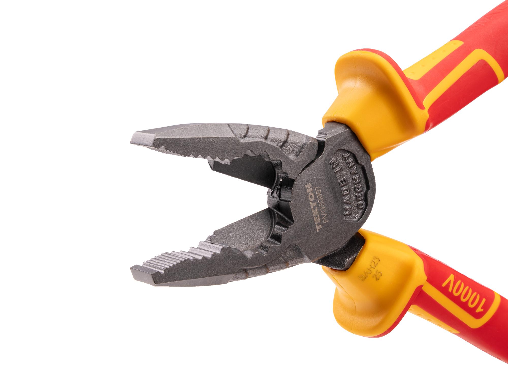 Closeup view of Tekton 7 inch cutting pliers. Item #PVG30007