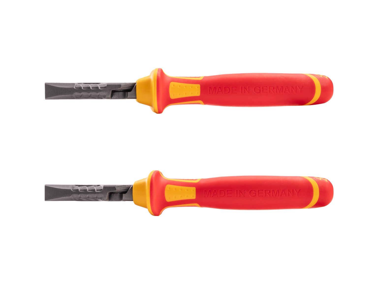 Side view of Tekton 7 inch cutting pliers set. Item #PVG30007