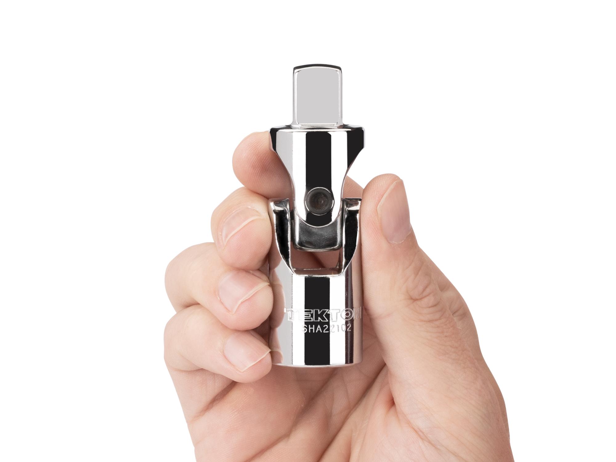 Person holding Tekton hand drive accessory. Item #SHA22102