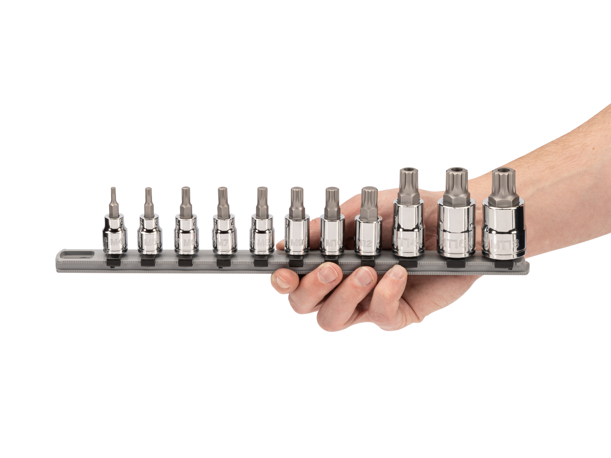 Includes: triple square (XZN) M4-M12, tr triple square MT14-MT18, hand drive bit sockets. Strong 2-piece bit socket combines S2 steel bit and chrome socket. Comes with rail storage. SHB99100.