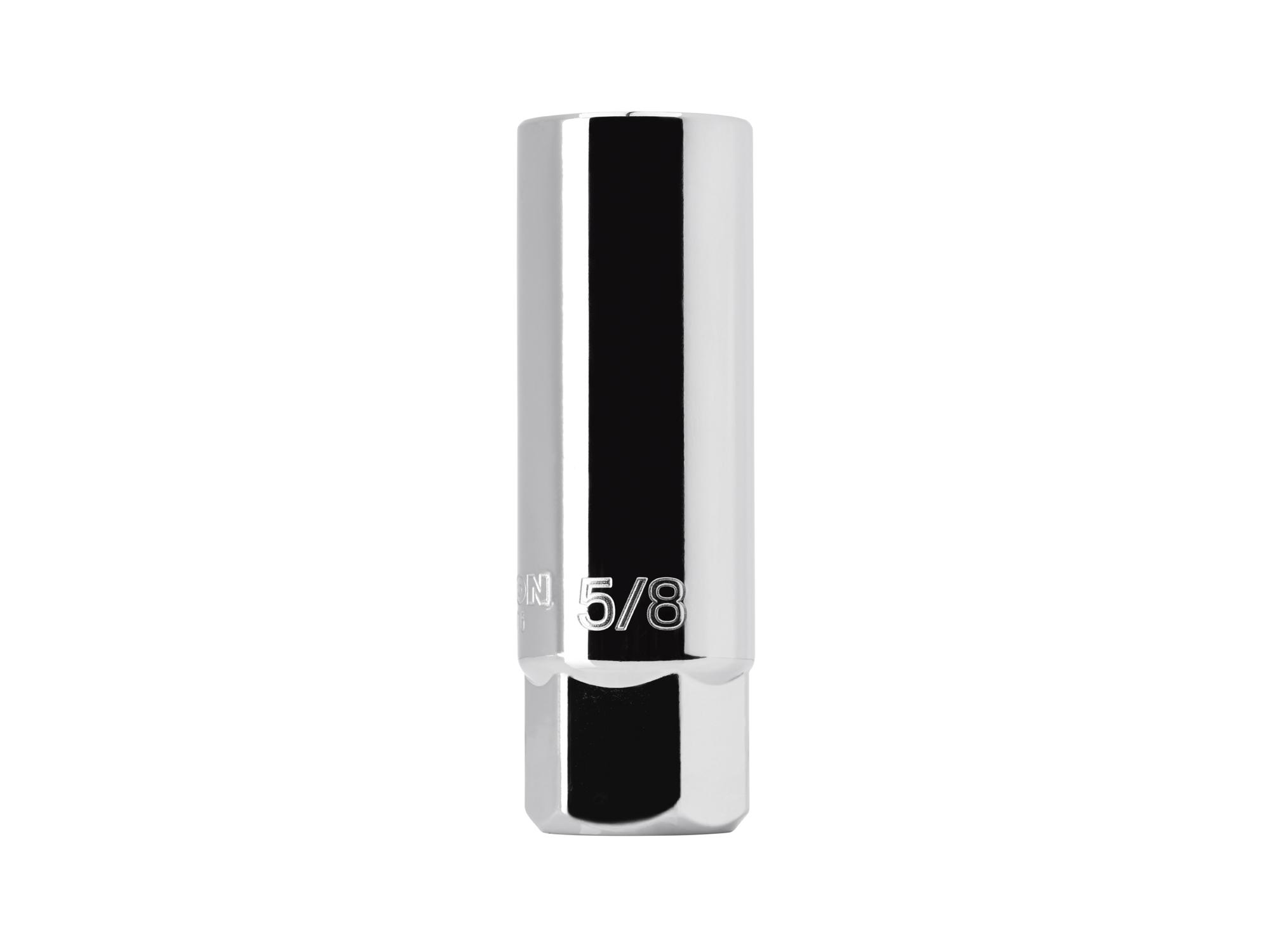 Front view of Tekton hand drive spark plug socket. Item #SHD15016