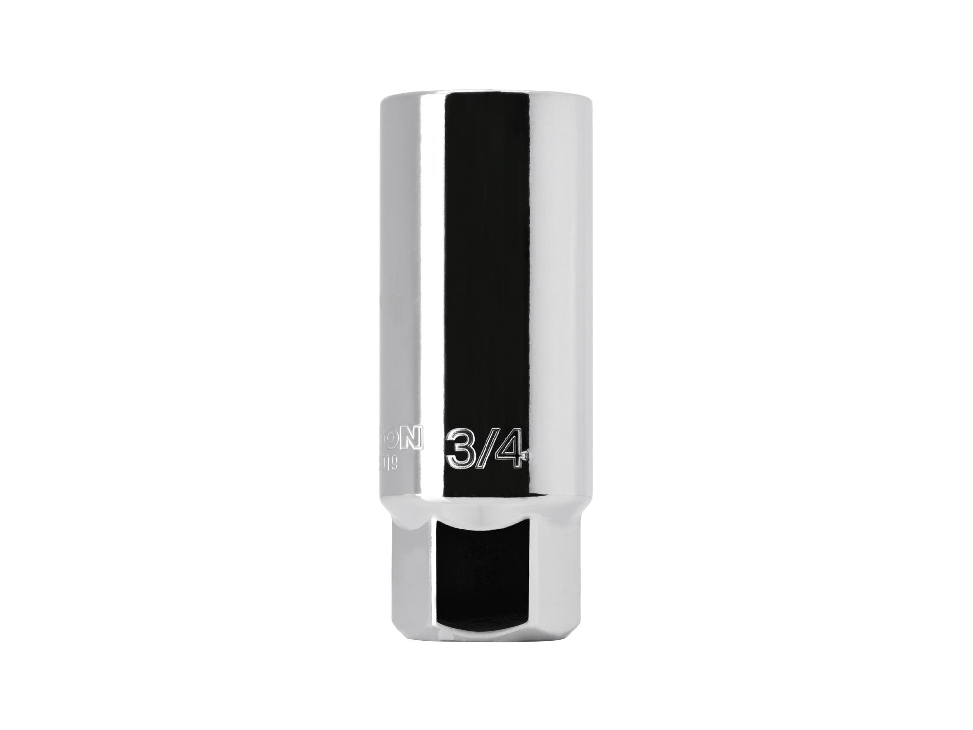 Front view of Tekton hand drive spark plug socket. Item #SHD15019