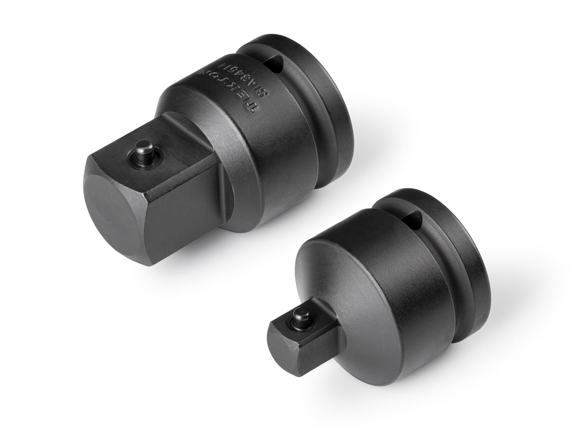 Front-right angle view of Tekton impact drive accessory set. Item #SIA93002