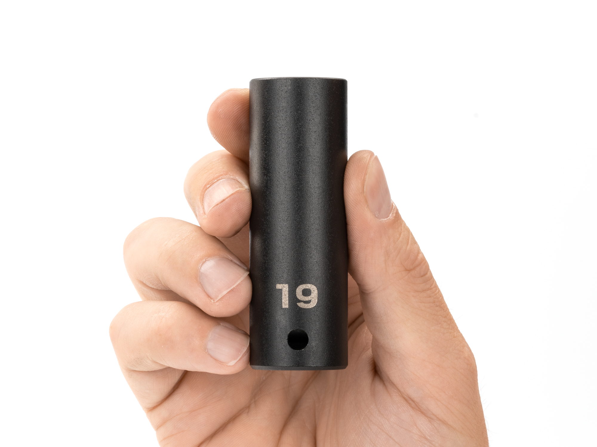 Size: 19 mm (Metric) 12-point deep individual impact socket. Has a high-visibility laser etched size marking and a permanent stamped size marking. SID23319.