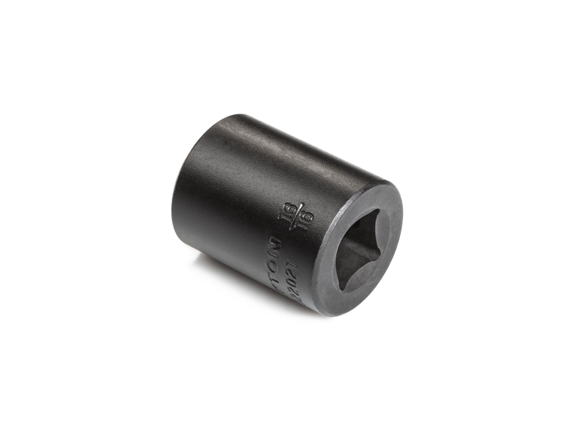 Size: 13/16 inch (SAE) 6-point standard/shallow impact socket. Has a high-visibility laser etched size marking and a permanent stamped size marking. SID22021.