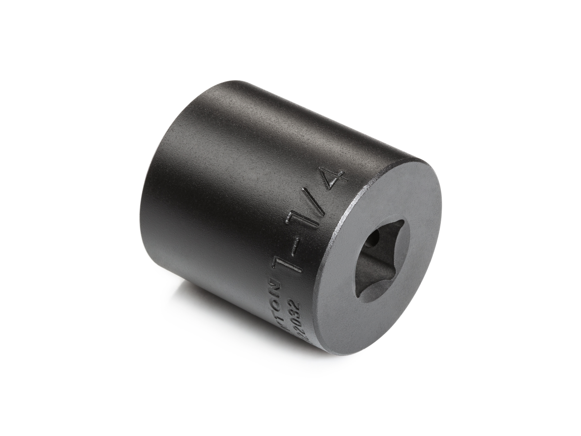 Size: 1-1/4 inch (SAE) 6-point standard/shallow impact socket. Has a high-visibility laser etched size marking and a permanent stamped size marking. SID22032.