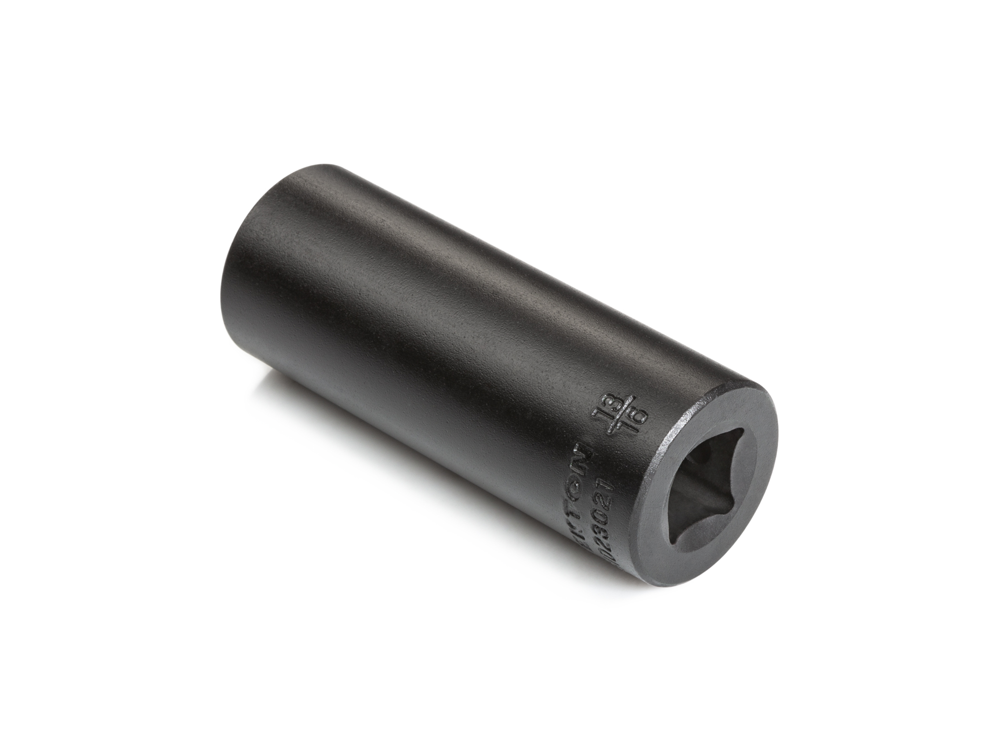 Size: 13/16 inch (SAE) 6-point deep individual impact socket. Has a high-visibility laser etched size marking and a permanent stamped size marking. SID23021.