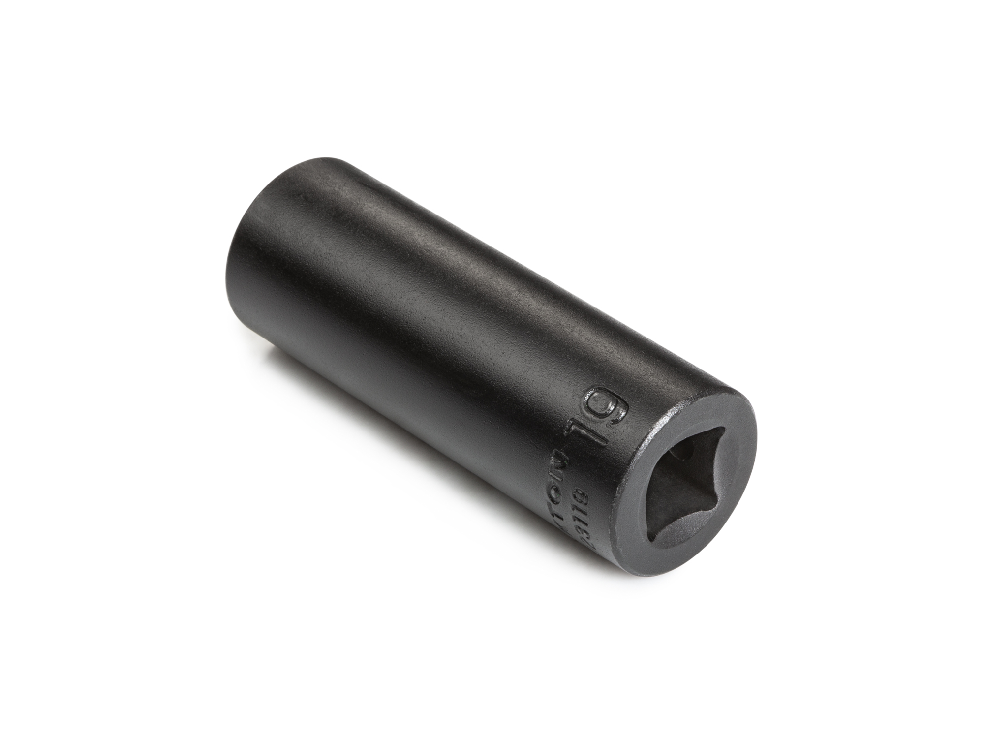 Size: 19 mm (Metric) 6-point deep individual impact socket. Has a high-visibility laser etched size marking and a permanent stamped size marking. SID23119.