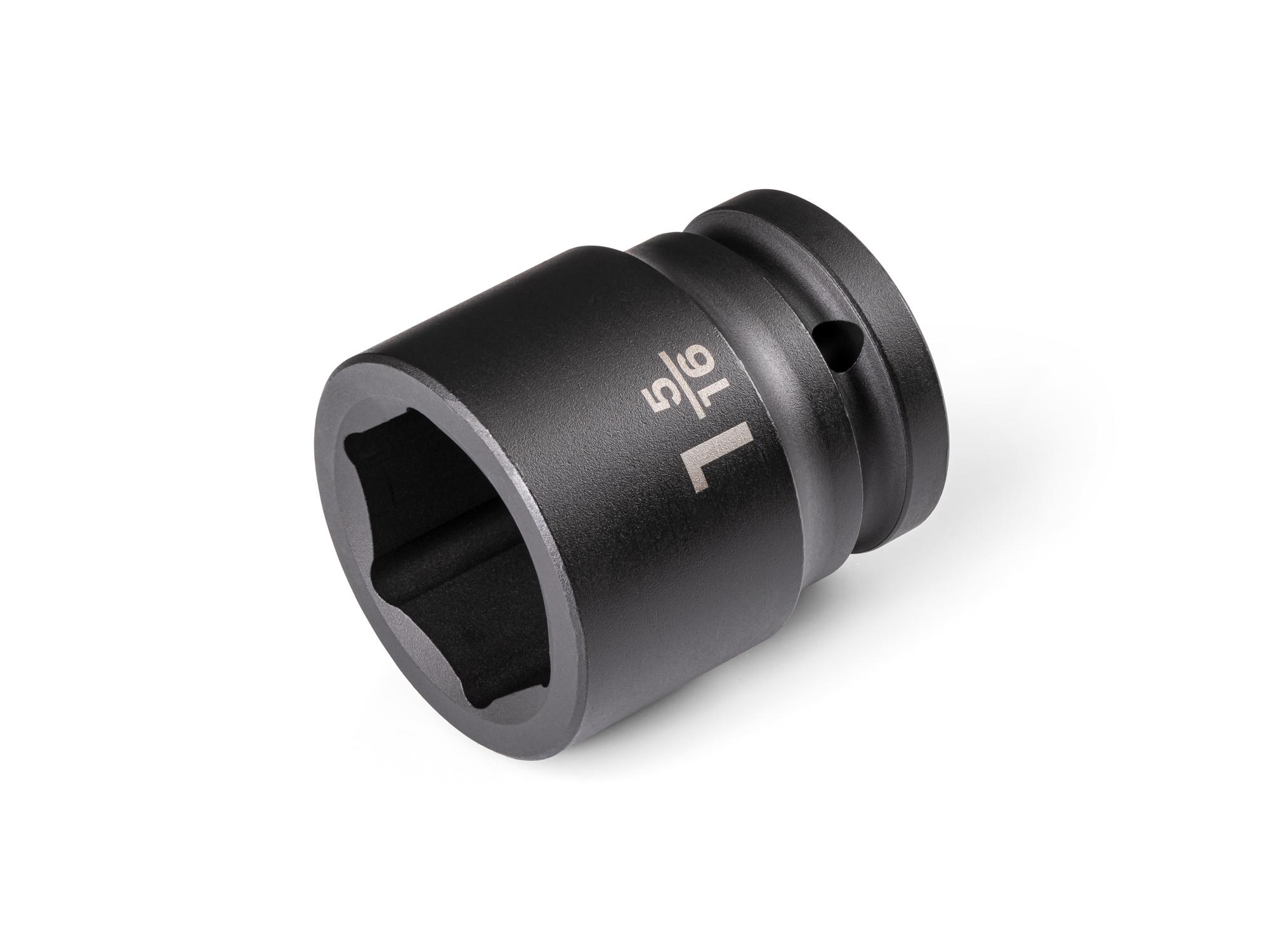 Front-right angle view of Tekton impact drive 6-point socket. Item #SID32033