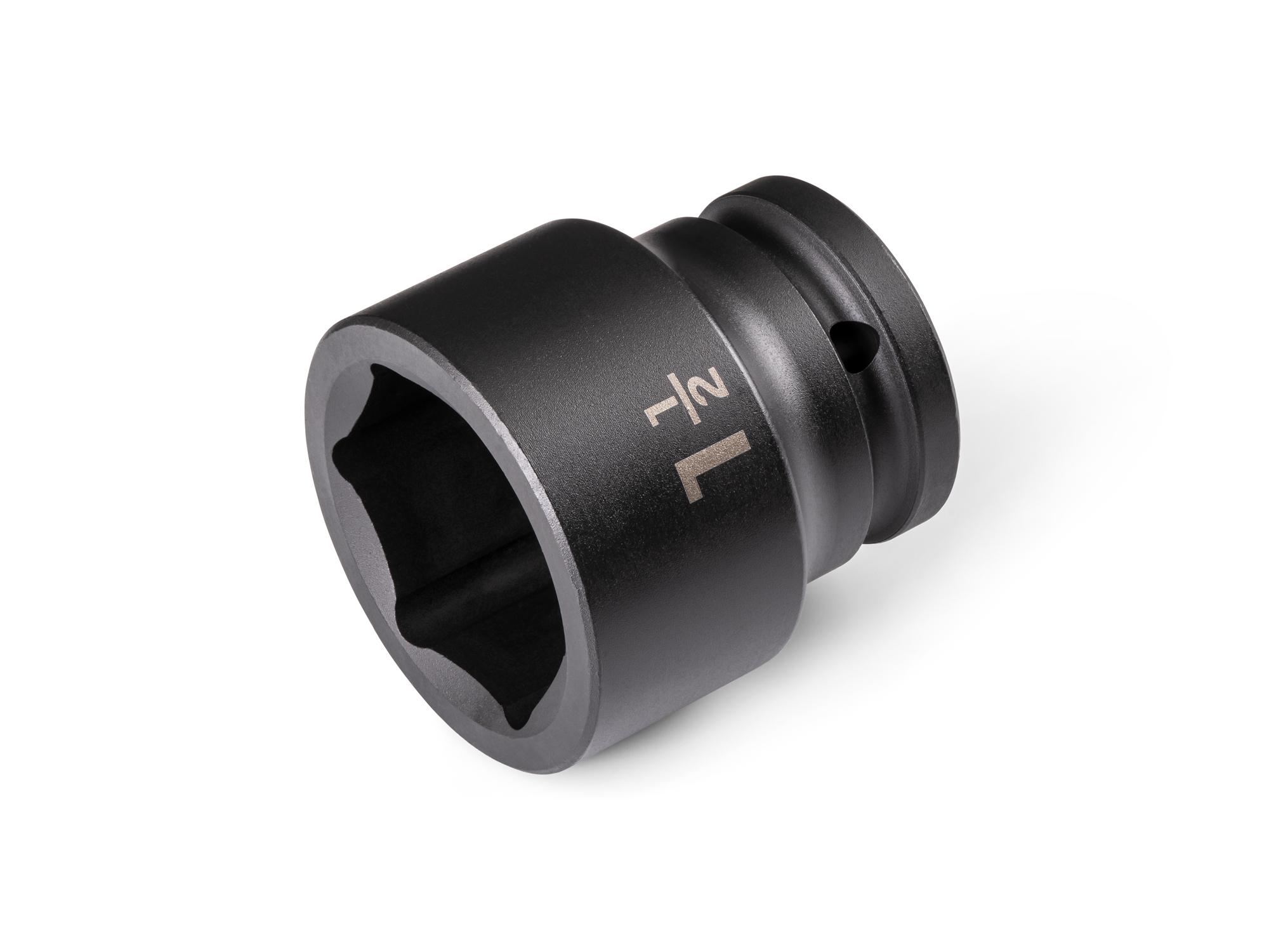 Front-right angle view of Tekton impact drive 6-point socket. Item #SID32038