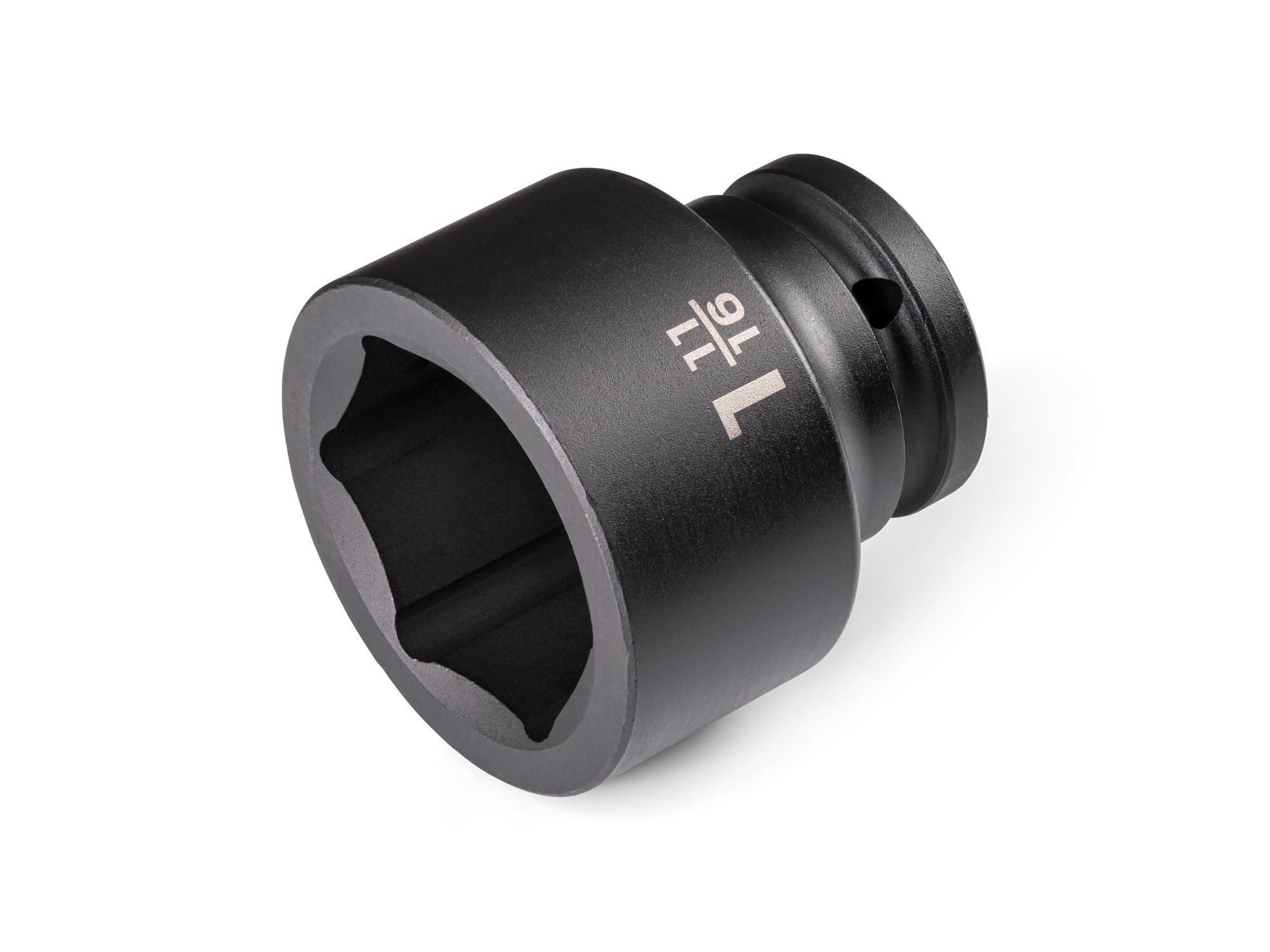 Front-right angle view of Tekton impact drive 6-point socket. Item #SID32043