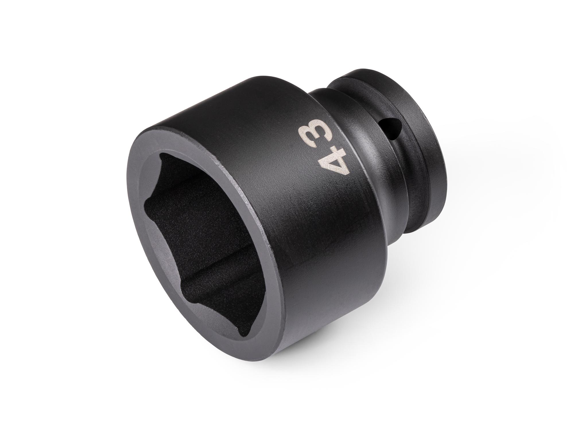Front-right angle view of Tekton impact drive 6-point socket. Item #SID32143