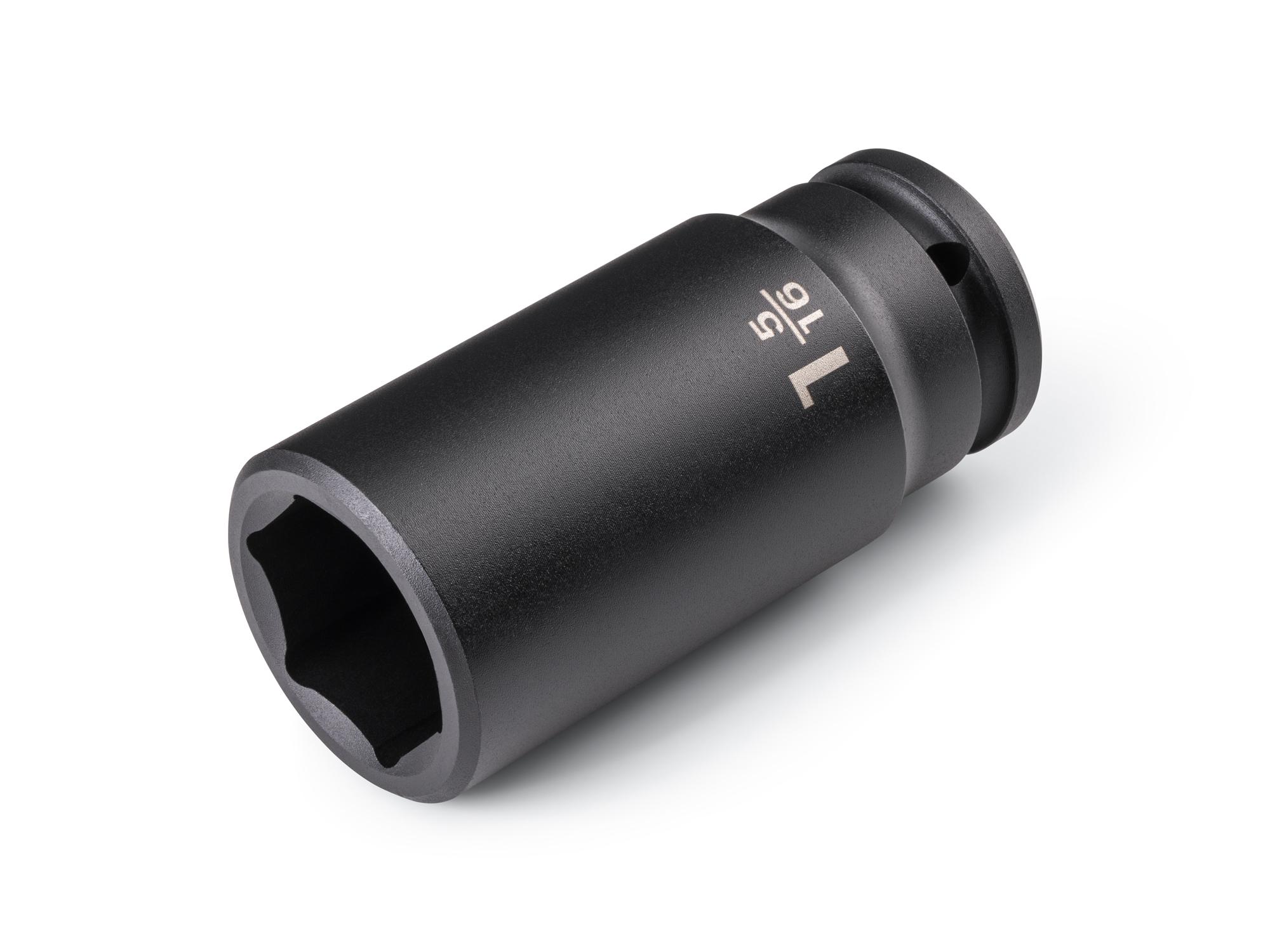 Front-right angle view of Tekton impact drive 6-point socket. Item #SID33033