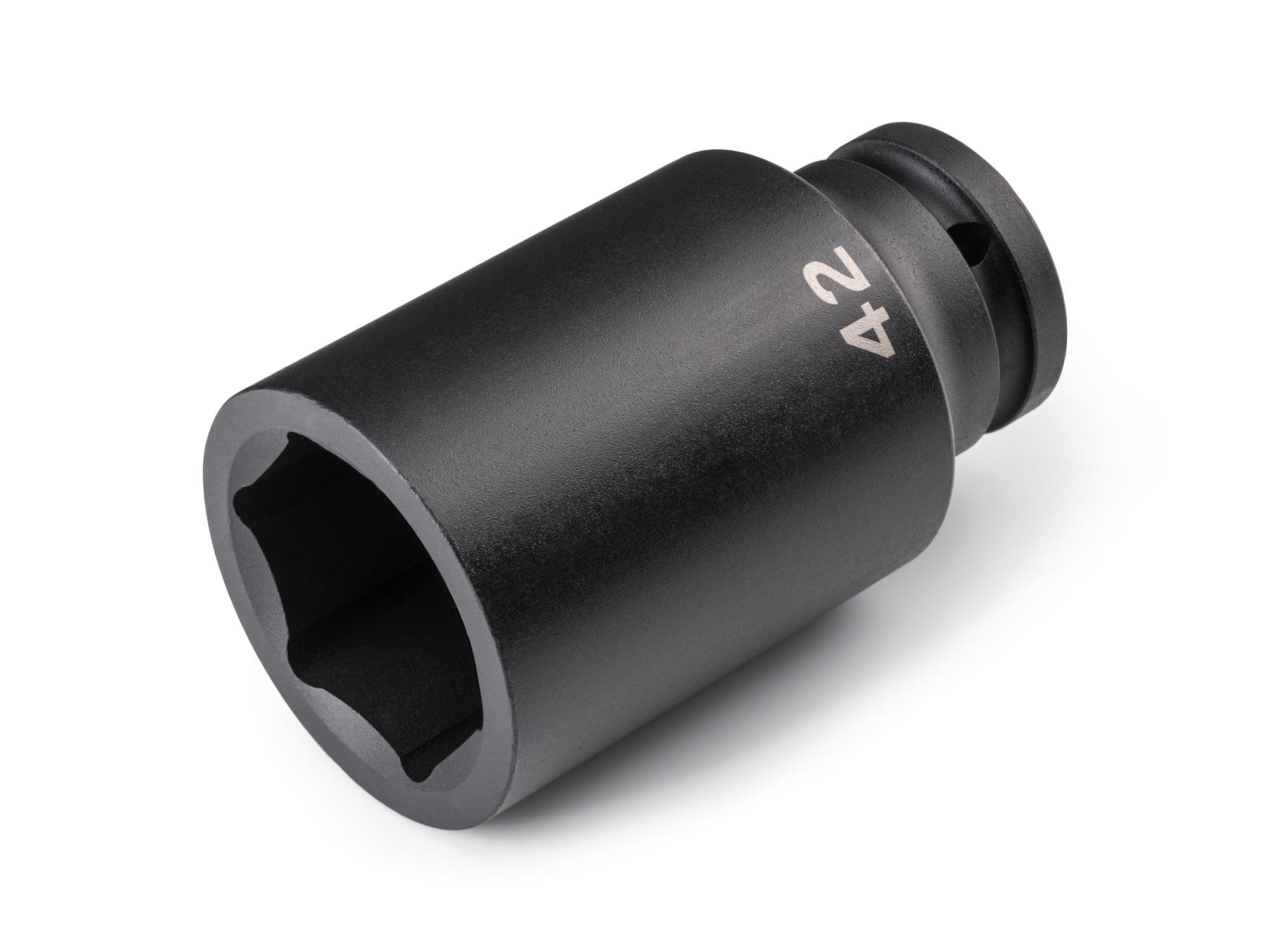Front-right angle view of Tekton impact drive 6-point socket. Item #SID33142