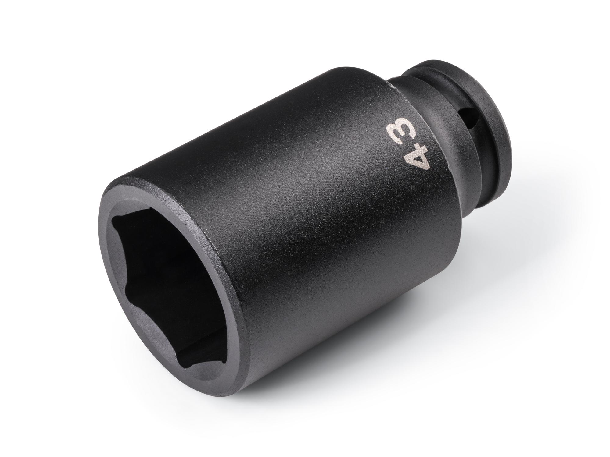 Front-right angle view of Tekton impact drive 6-point socket. Item #SID33143
