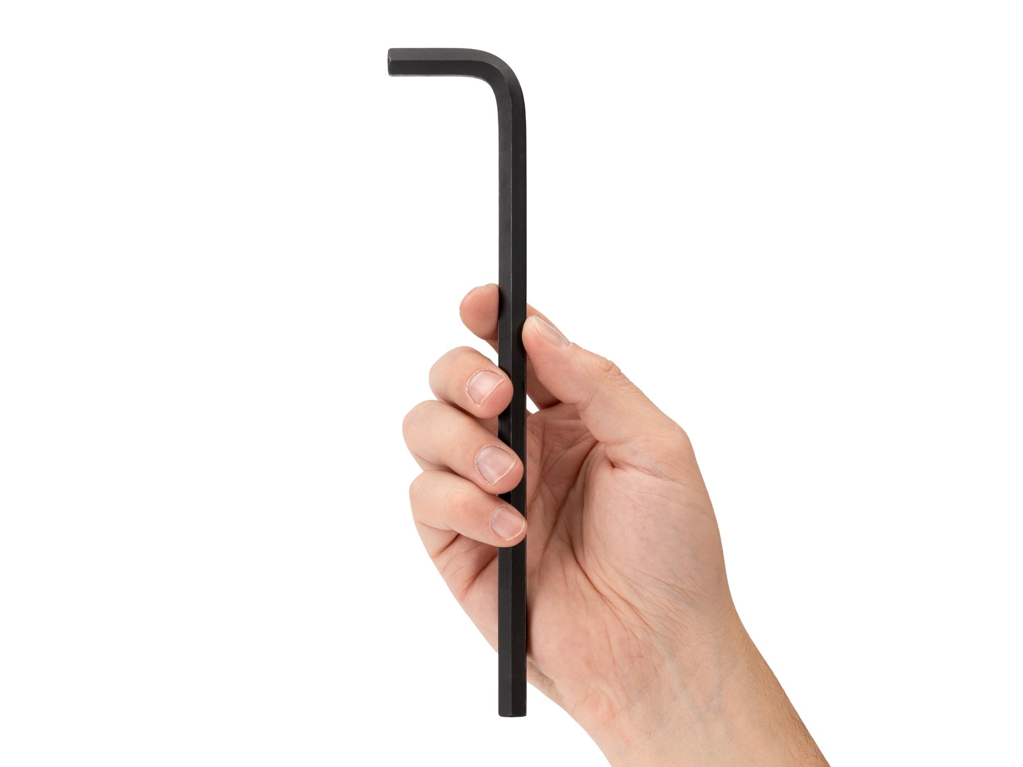 Person holding Tekton l-key. Item #KLX12375