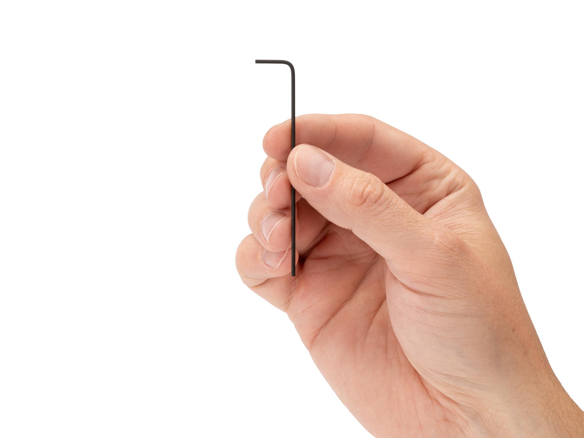 Person holding Tekton l-key. Item #KLX22015