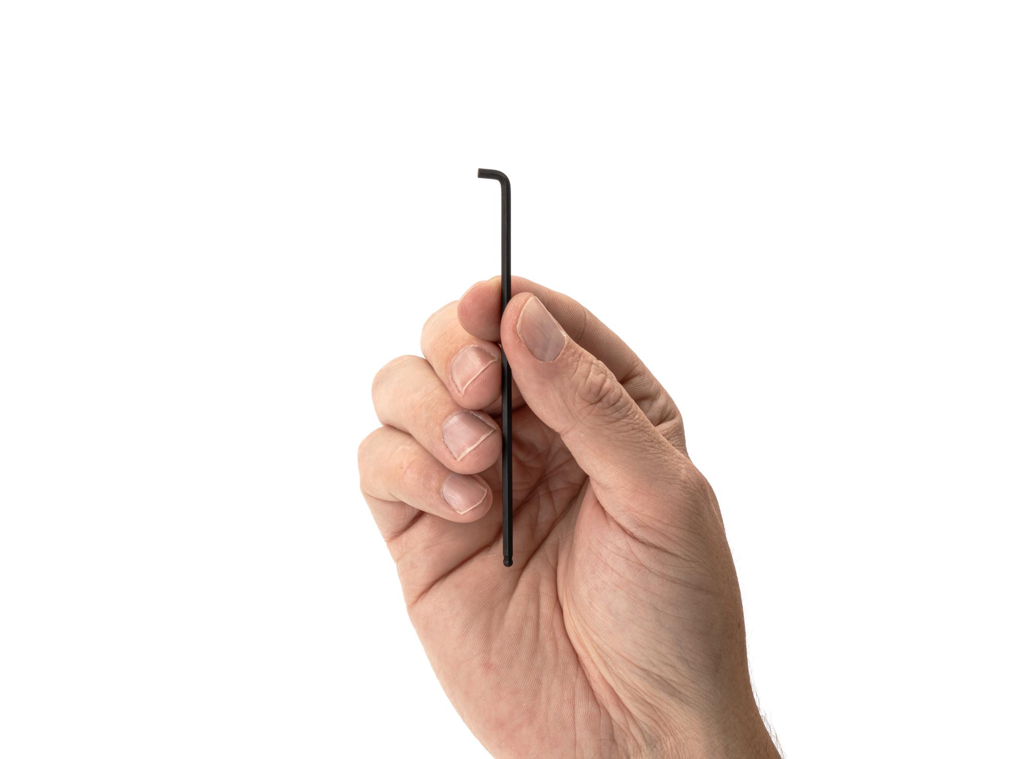 Person holding Tekton l-key. Item #KLX87025