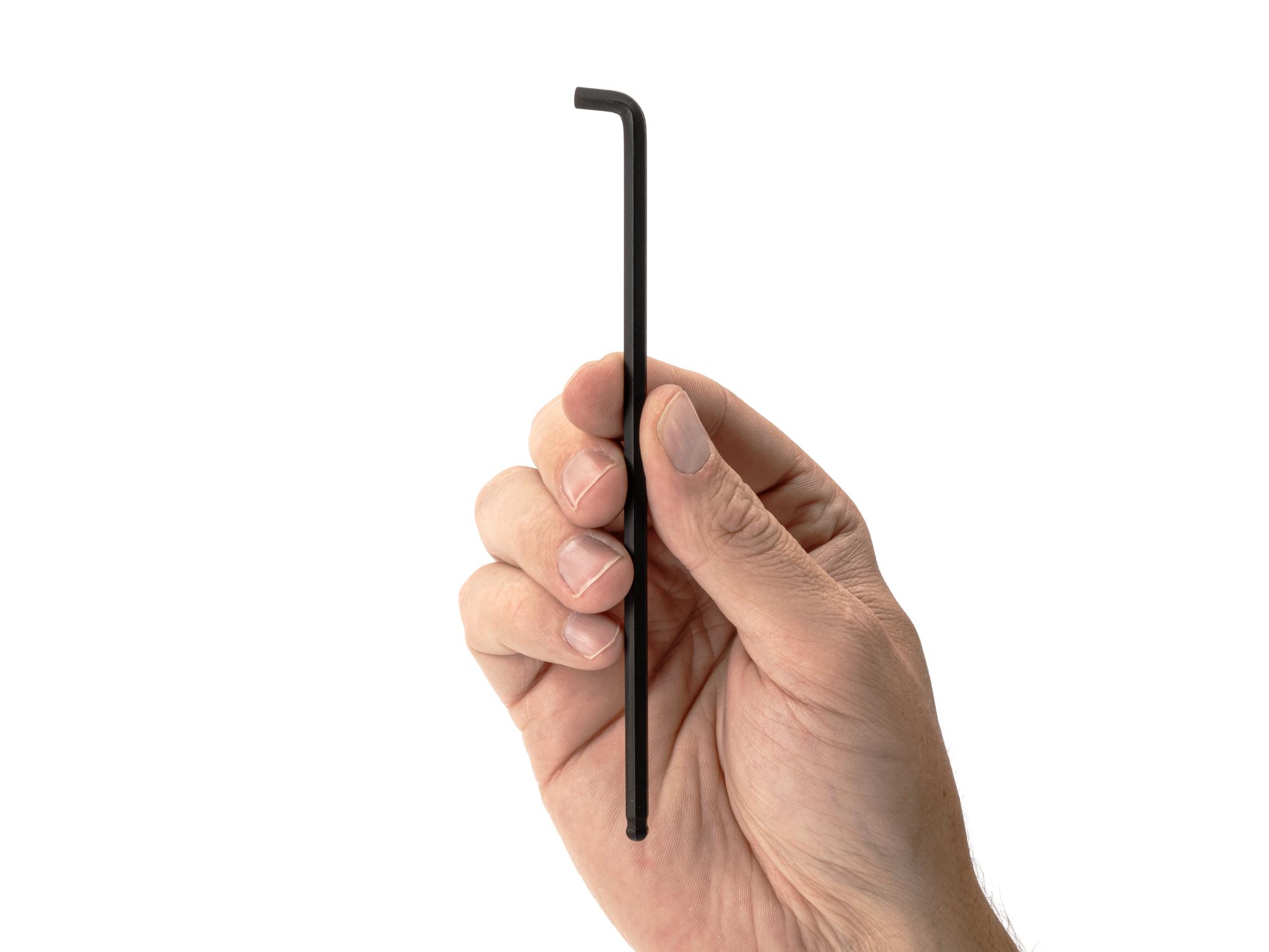 Person holding Tekton l-key. Item #KLX87045