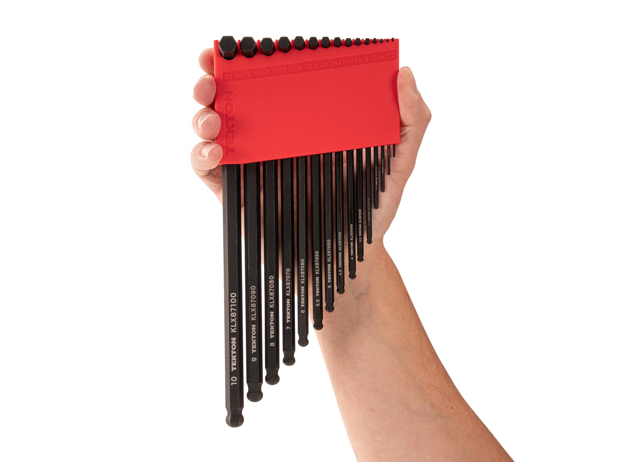 Person holding Tekton holder l-key set. Item #KLX91213
