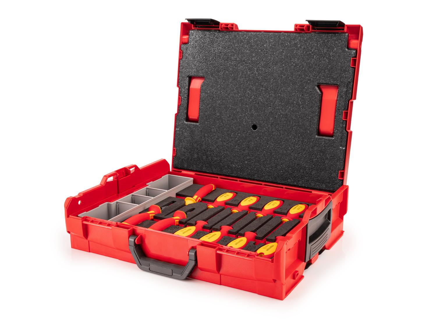 Front-right angle view of Tekton mixed pliers set set. Item #OLB91901