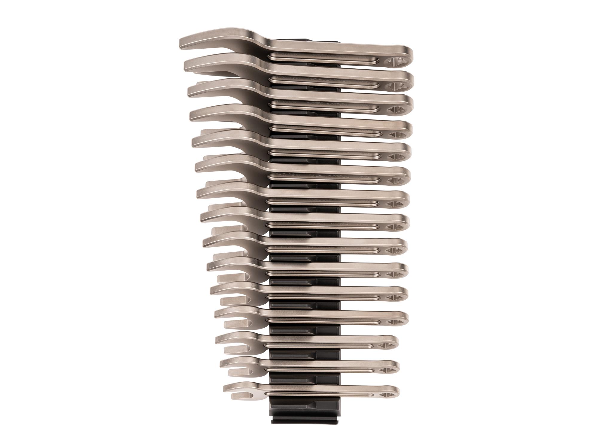 Top view of Tekton modular service wrench set. Item #WSE95100