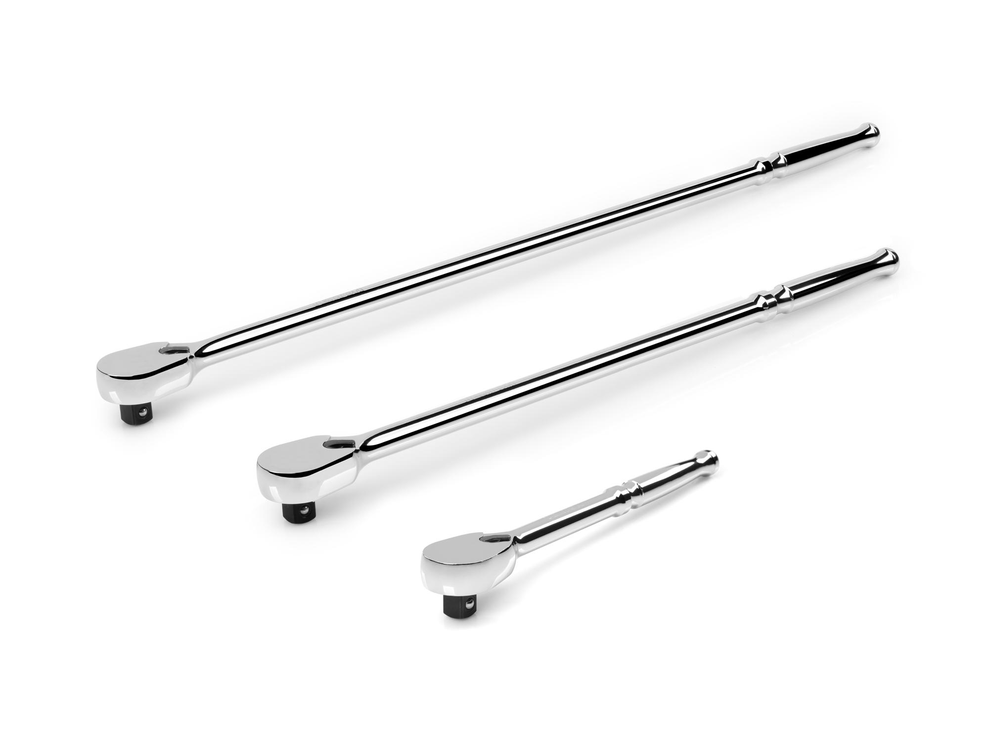 Front-right angle view of Tekton ratchet set. Item #SRH92005
