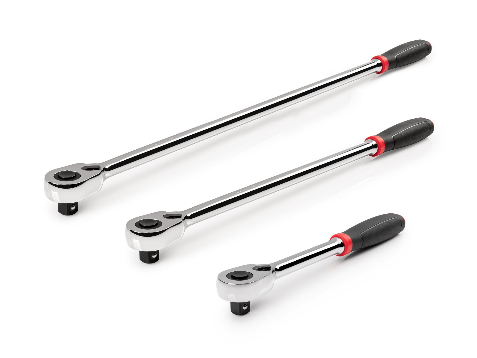 Front-right angle view of Tekton ratchet set. Item #SRH92105