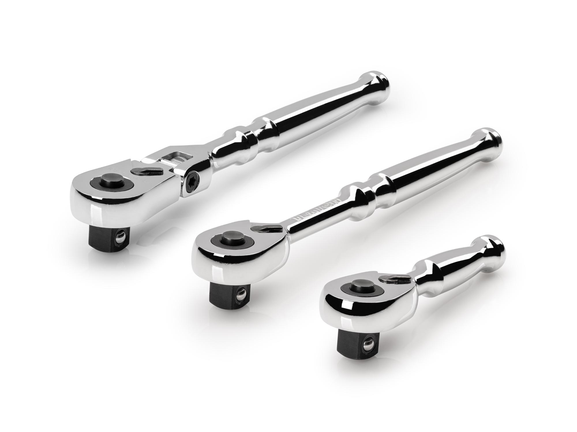 Front-right angle view of Tekton ratchet set. Item #SRH99122