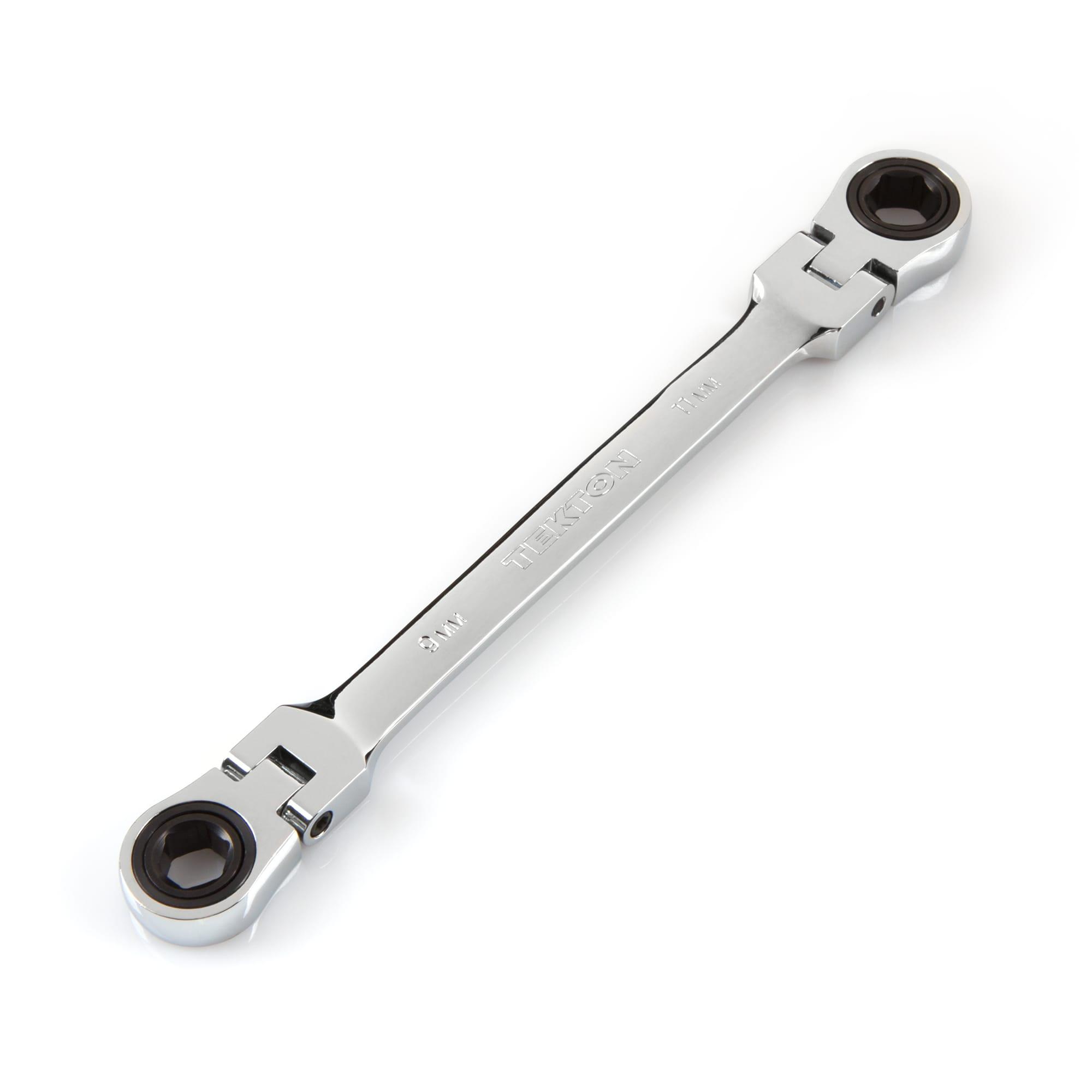 Front-right angle view of Tekton ratcheting box end wrench. Item #WRN76105