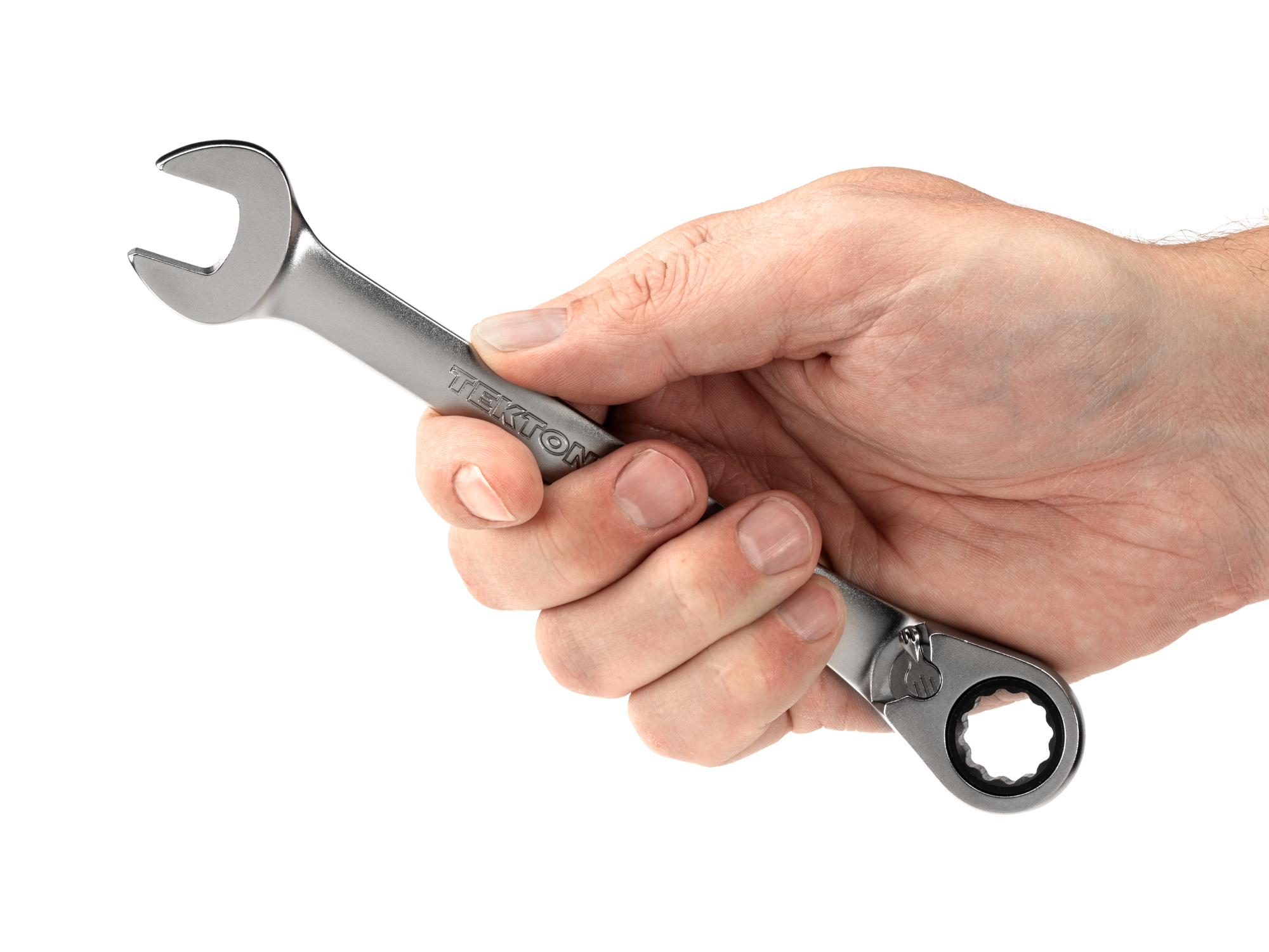 9/16 inch (sae) reversible 12-point ratcheting combination wrench includes 72-tooth gear and 15-degree angled open end to reduce swing in tight spaces. WRC23314.