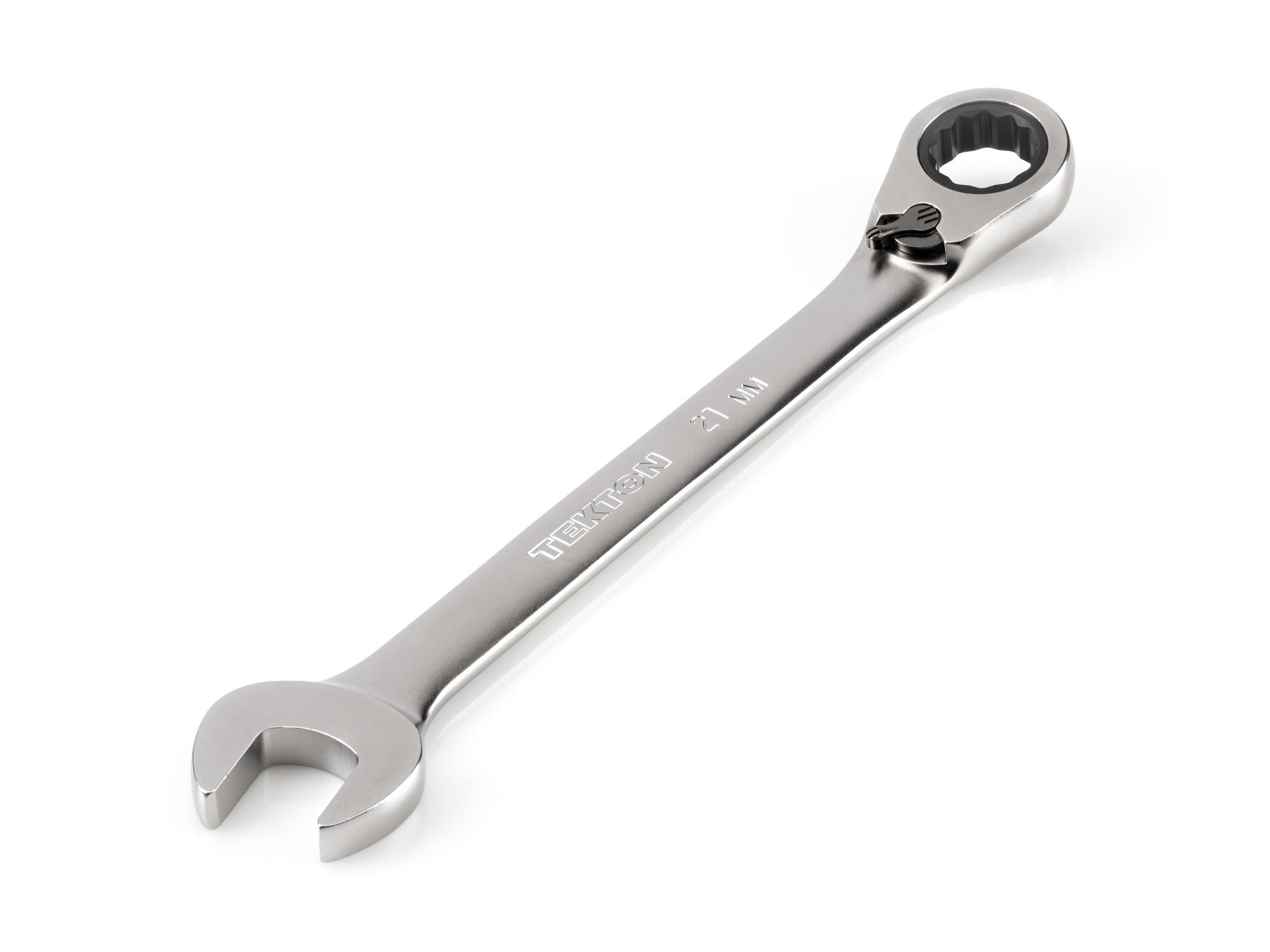 Front-right angle view of Tekton ratcheting combination wrench. Item #WRC23421