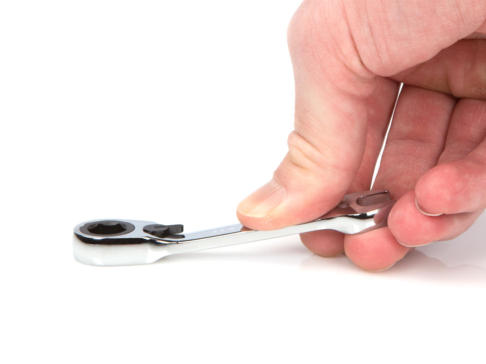 Closeup view of Tekton ratcheting combination wrench. Item #WRN51008