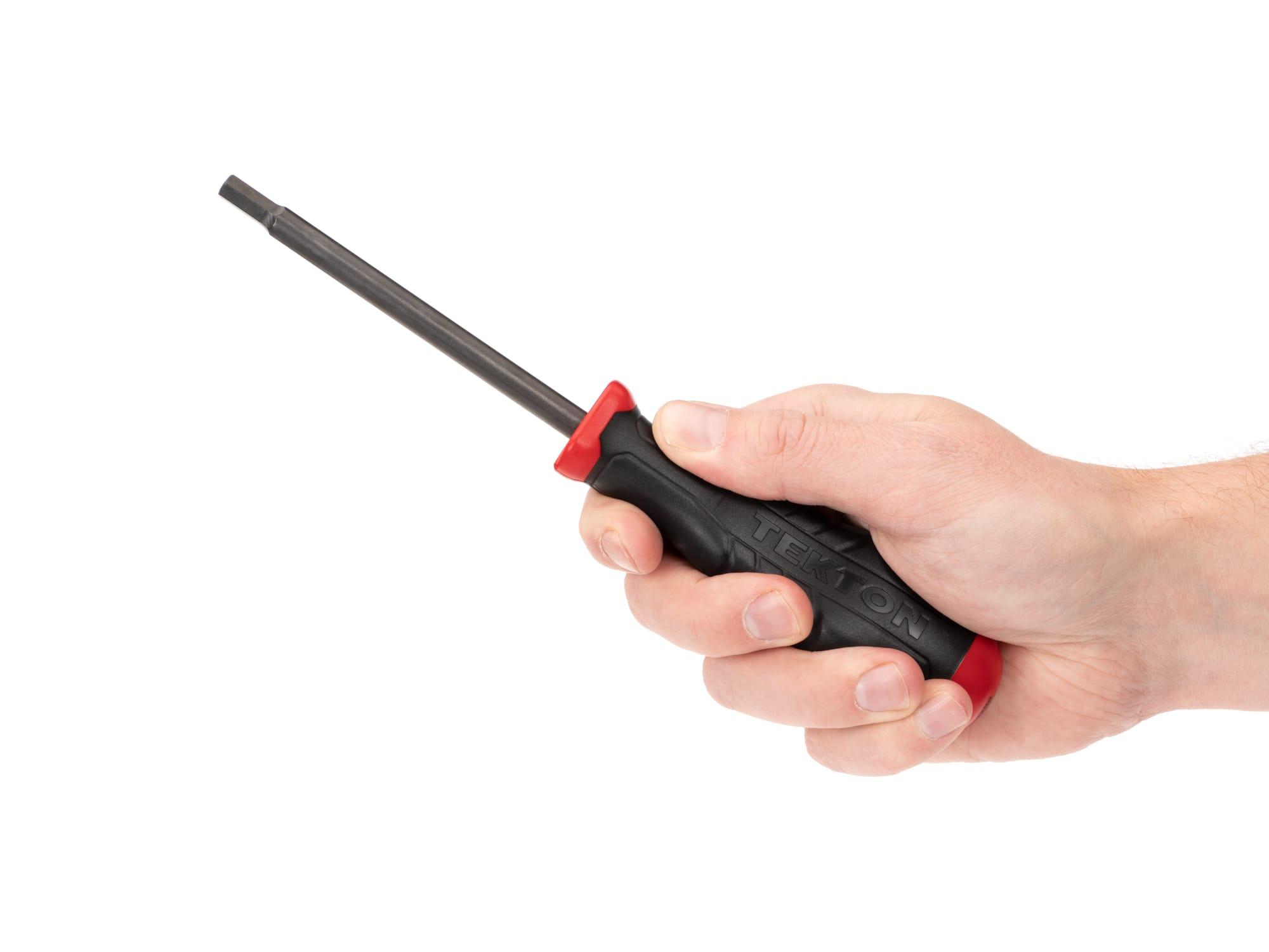 Person holding Tekton screwdriver. Item #DHX21060