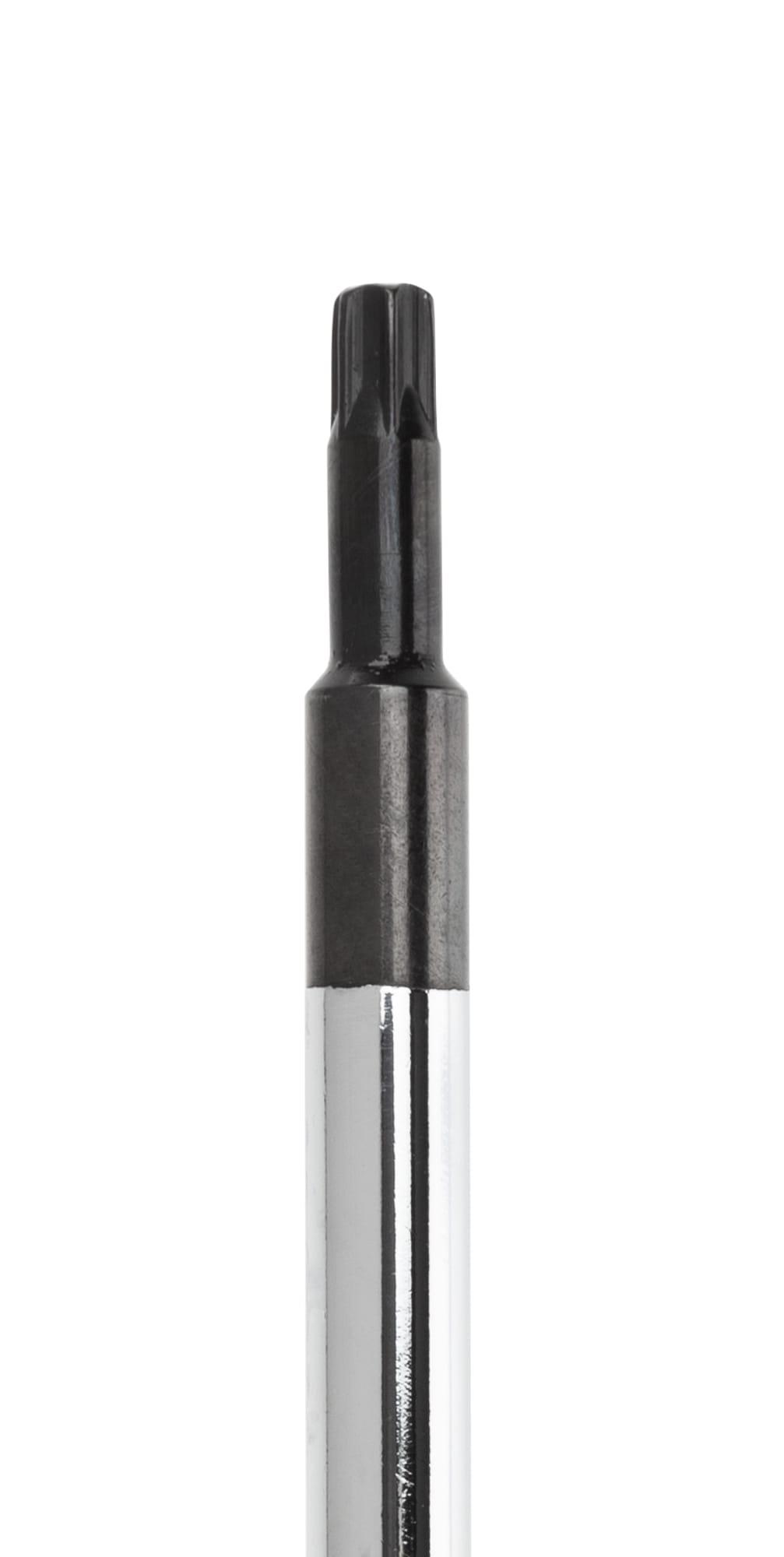 Closeup view of Tekton screwdriver. Item #DST31150