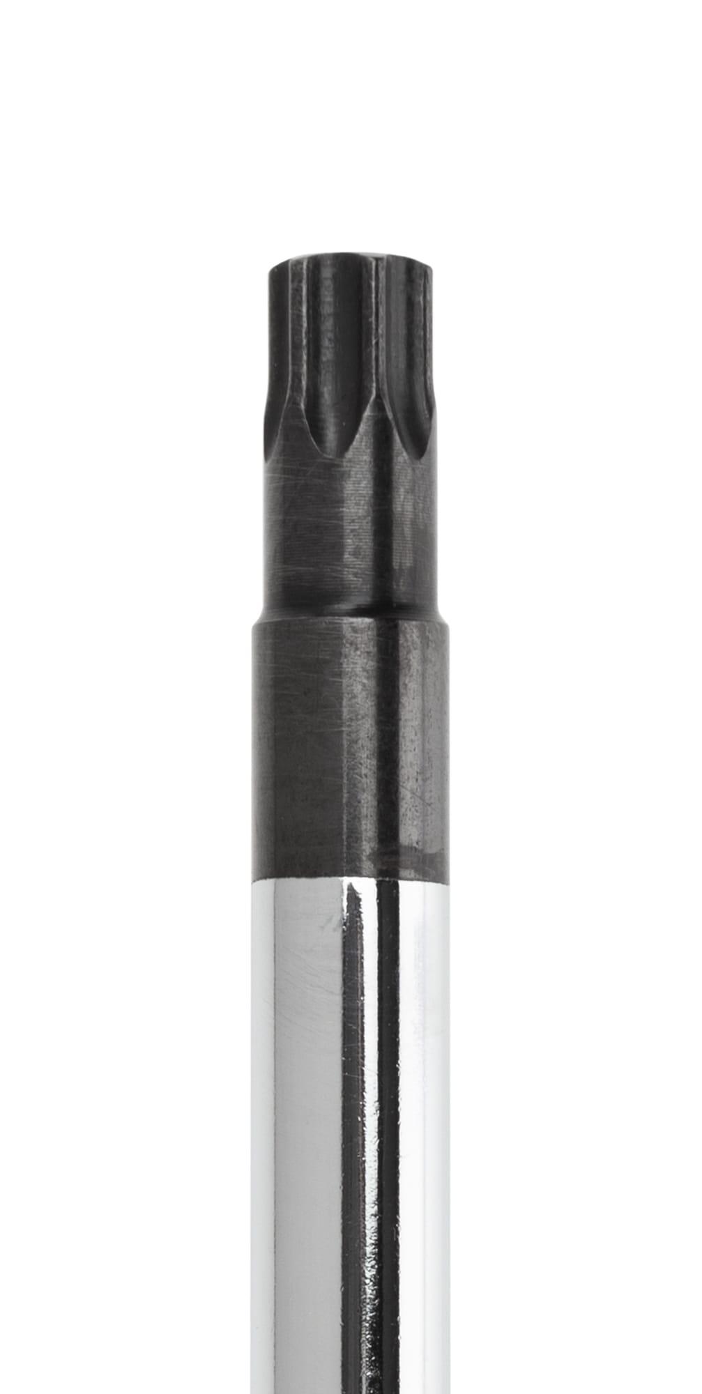 Closeup view of Tekton screwdriver. Item #DST31300