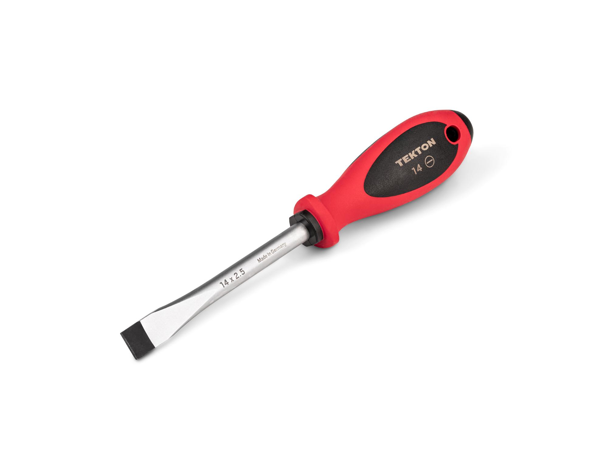 Front-right angle view of Tekton 4 inch screwdriver. Item #DWS01328