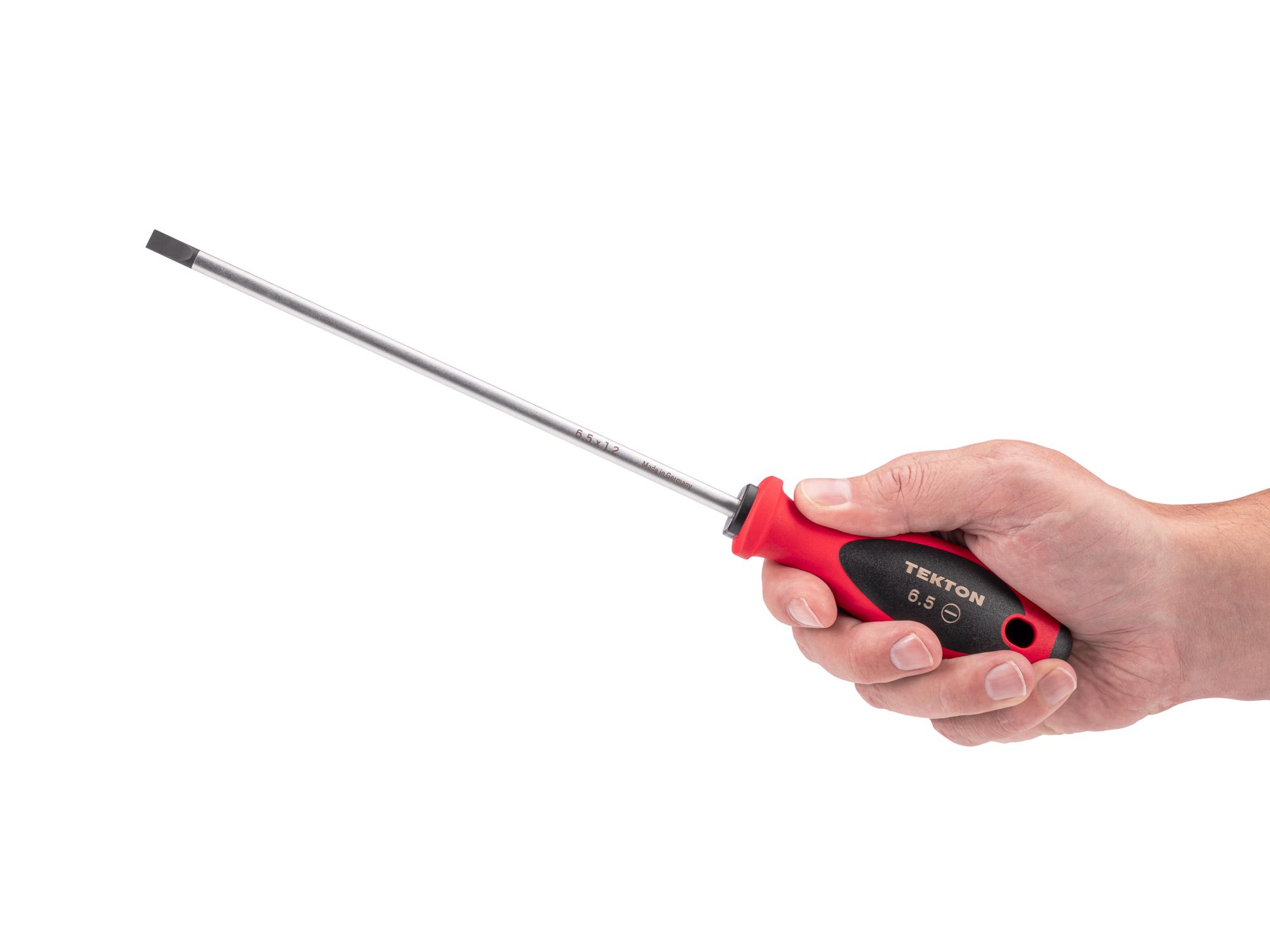 Person holding Tekton 8 inch screwdriver. Item #DWS01413