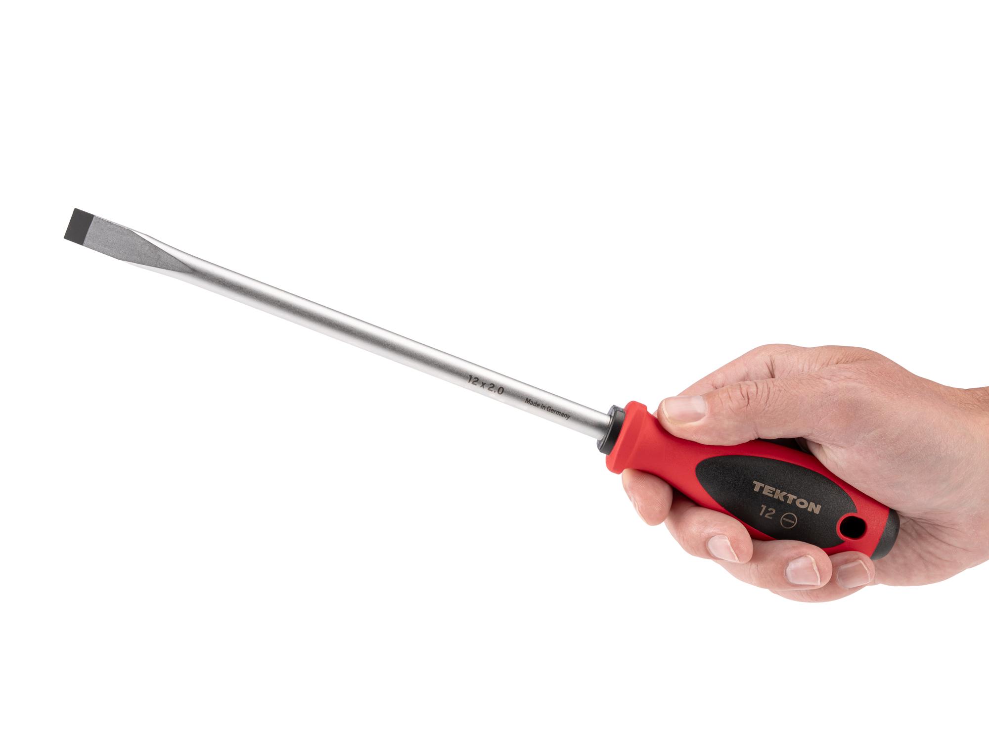 Person holding Tekton 8 inch screwdriver. Item #DWS01424